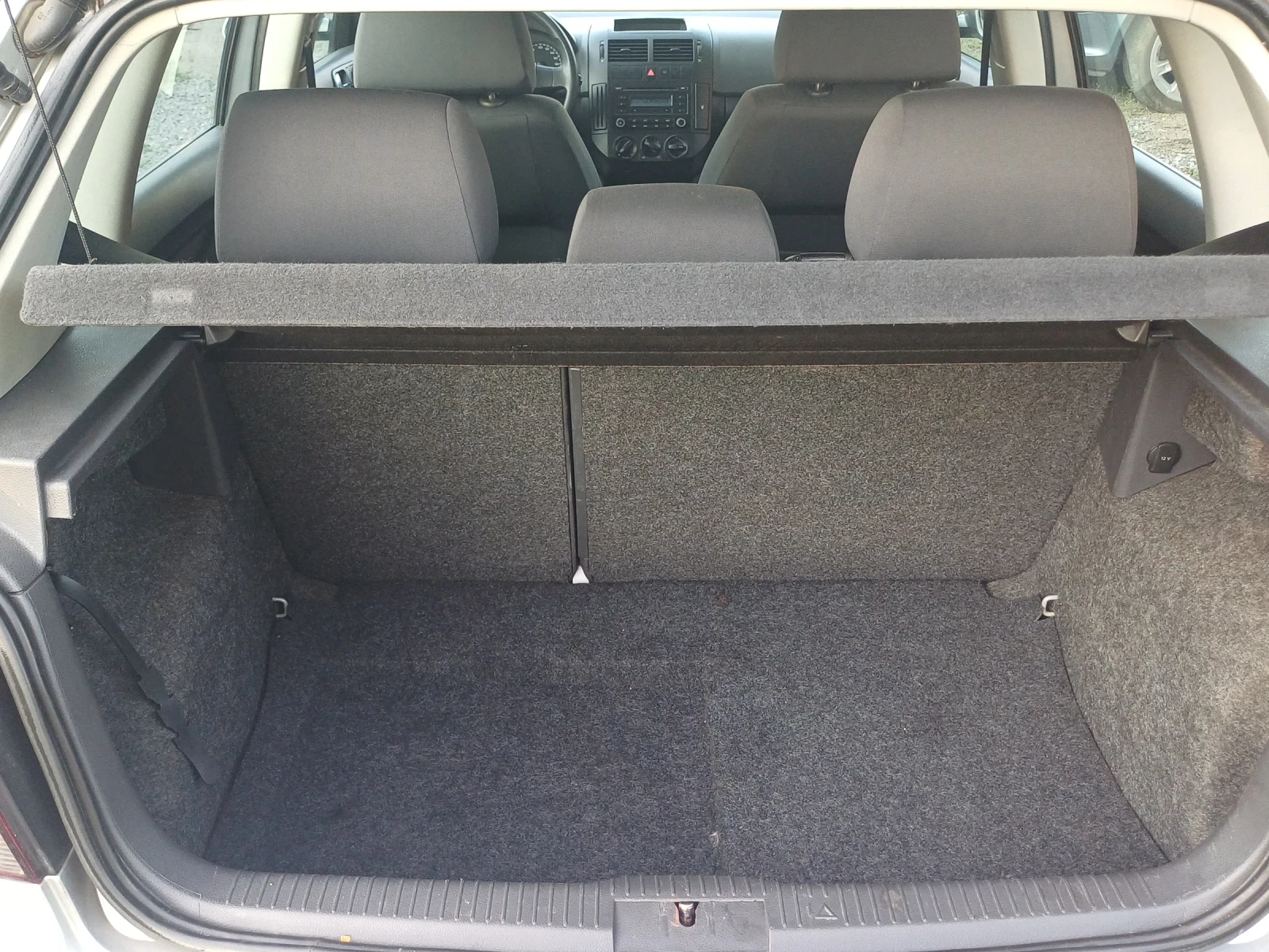 VW Polo 1.4TDI, 75k.c  - изображение 9