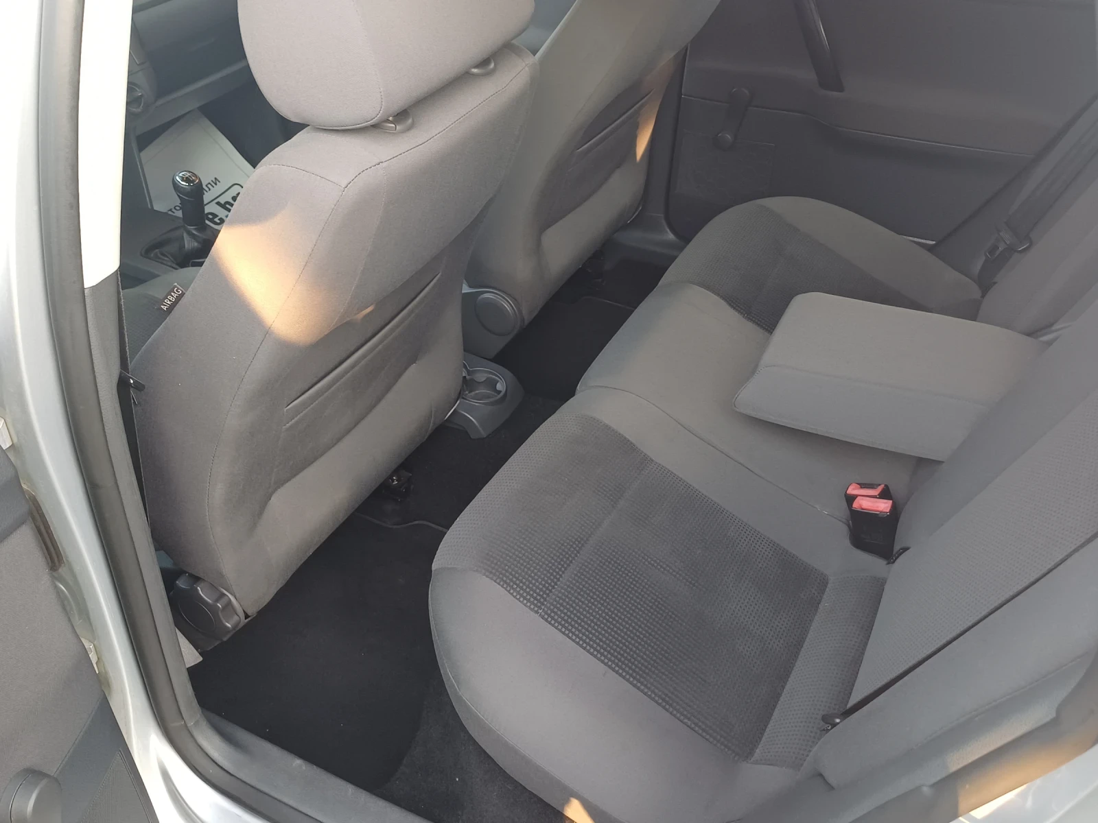VW Polo 1.4TDI, 75k.c  - изображение 6