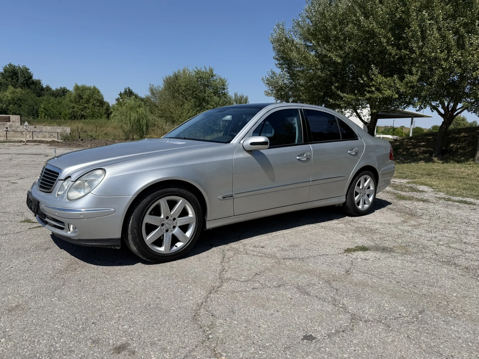 Mercedes-Benz E 270 Avantgarde - изображение 4