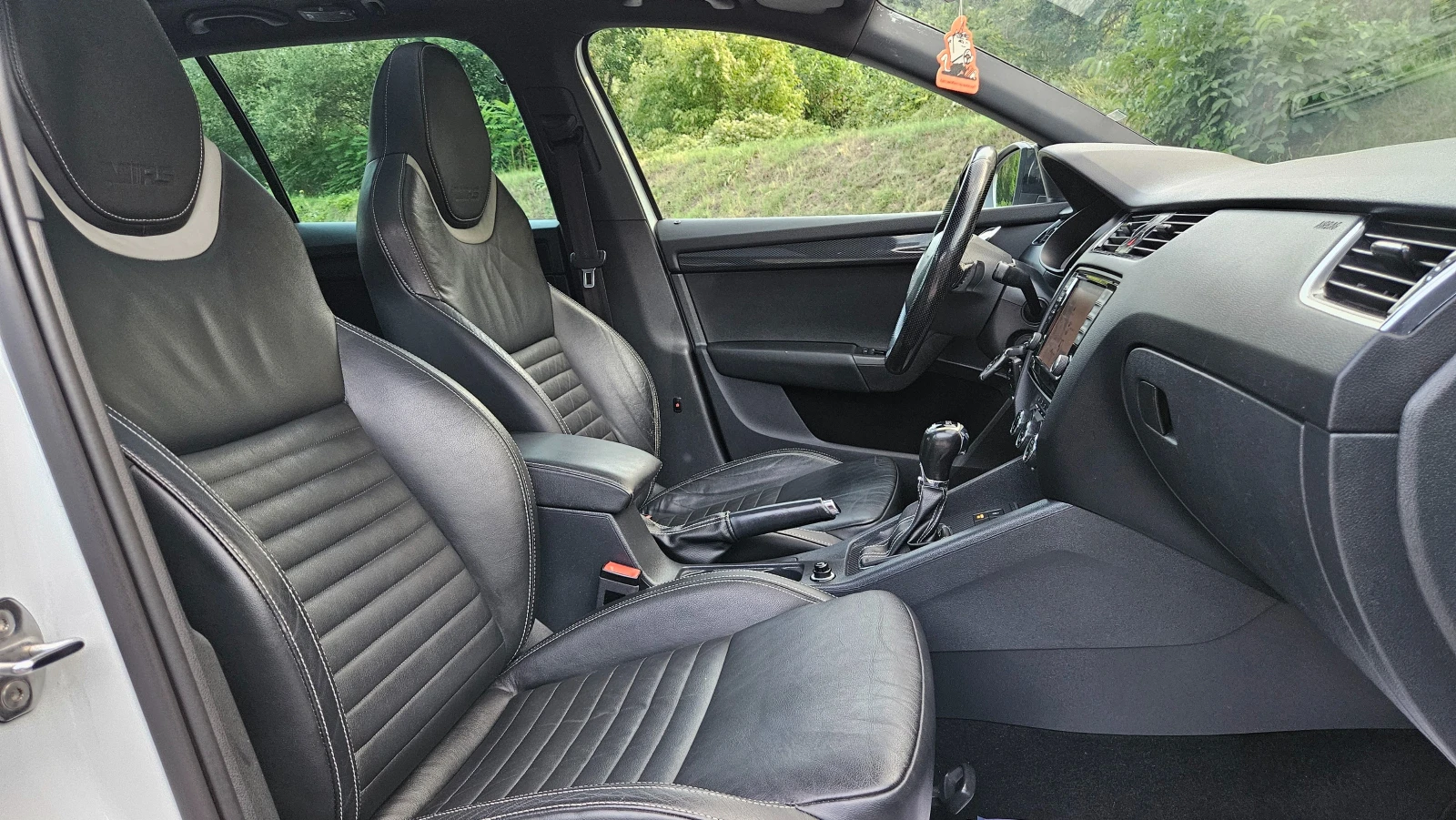 Skoda Octavia 2 0TDI VRS/AVTOMAT/KOJA/PANORAMA | Mobile.bg — изображение 11