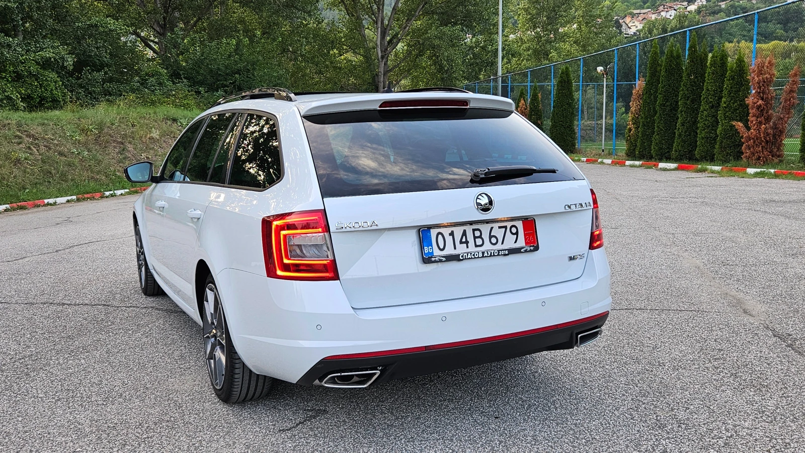 Skoda Octavia 2 0TDI VRS/AVTOMAT/KOJA/PANORAMA - изображение 4