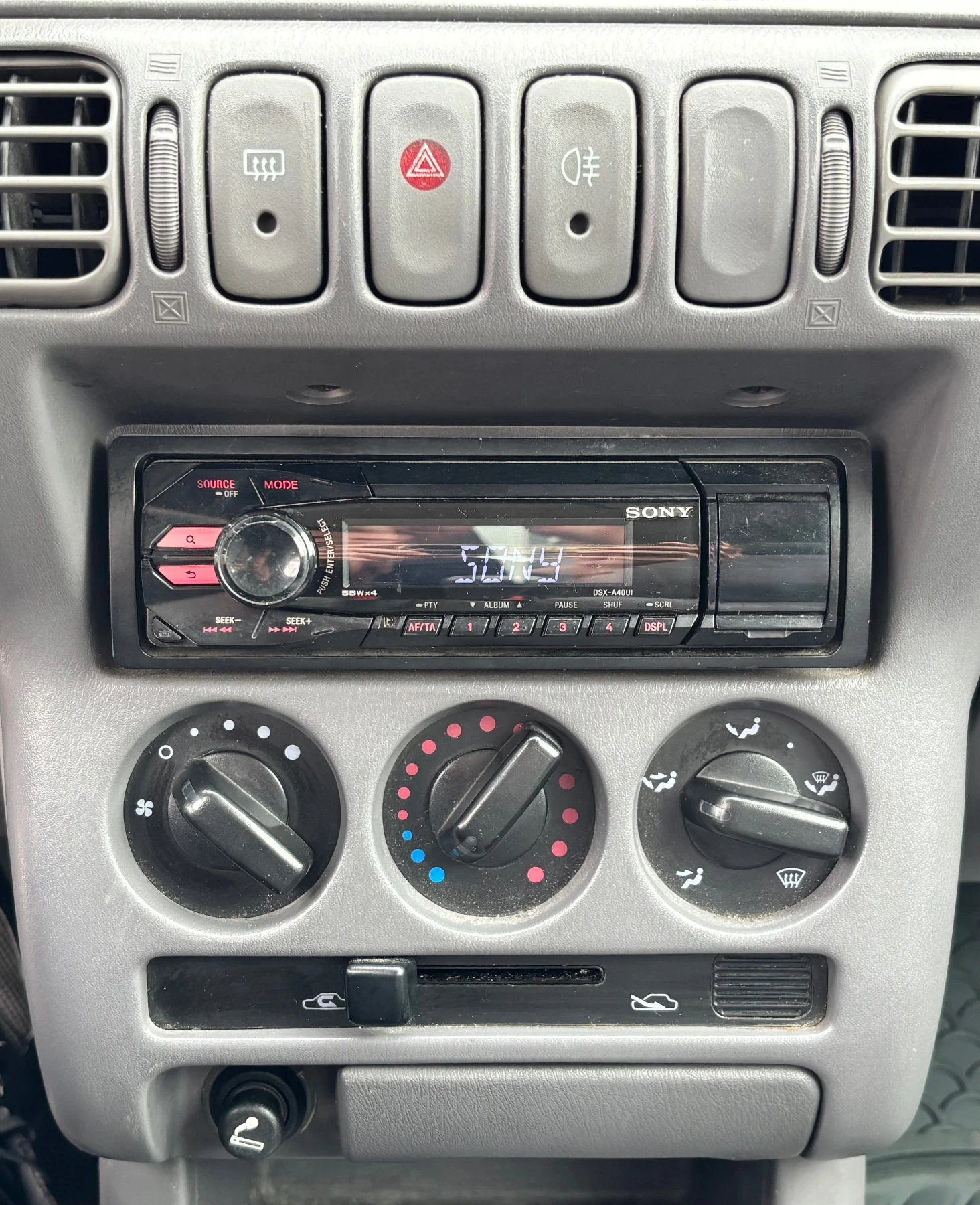 Nissan Micra 1.0SLX/ПАРНО | Mobile.bg — изображение 12