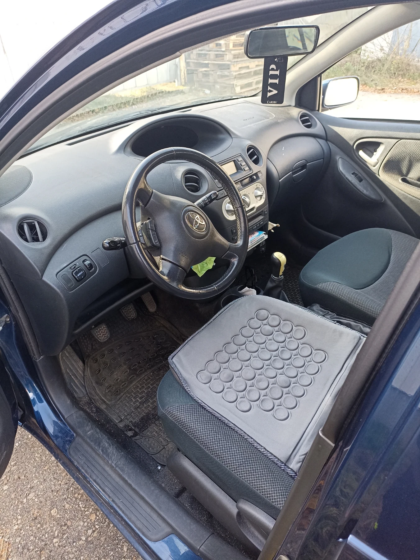 Toyota Yaris  - изображение 5