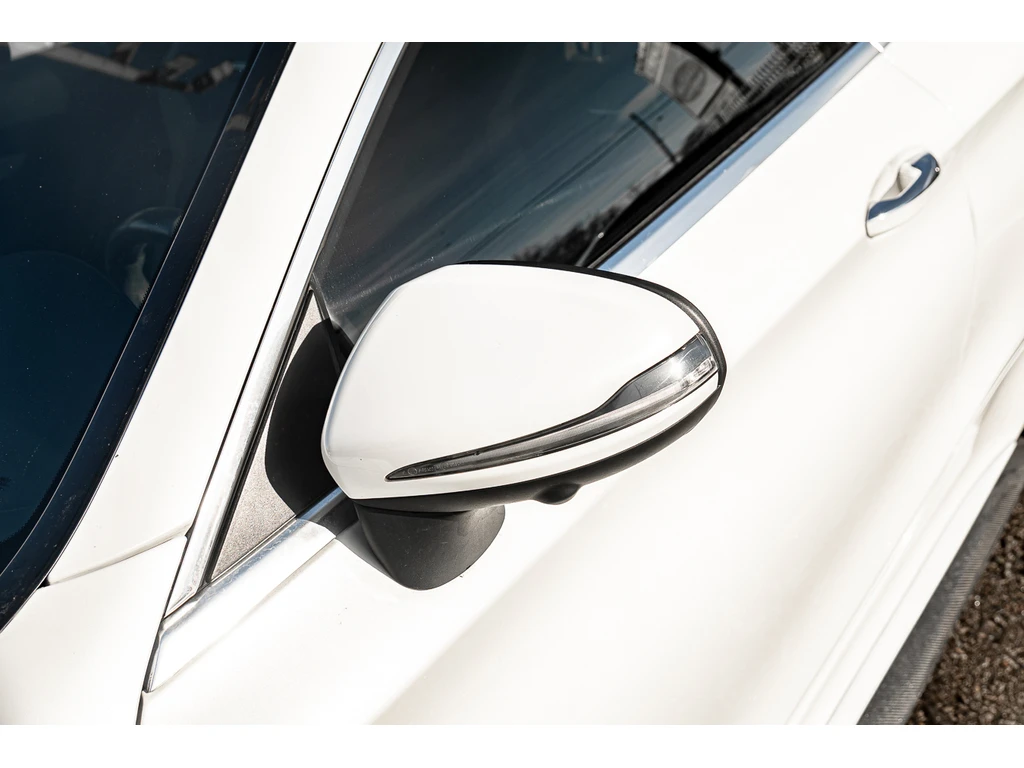 Mercedes-Benz C 63 AMG S COUPE* BURMESTER* NAVI* SUNROOF* CAMERA AND MORE - изображение 7