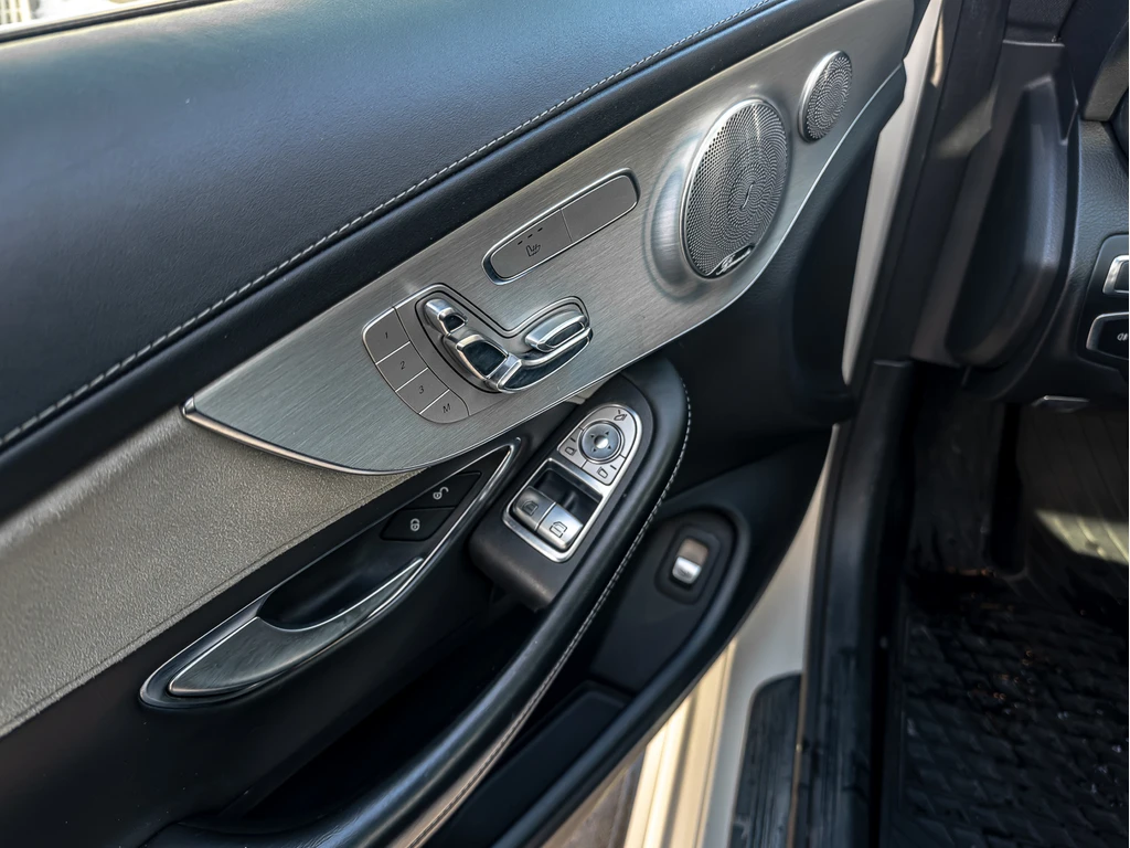 Mercedes-Benz C 63 AMG S COUPE* BURMESTER* NAVI* SUNROOF* CAMERA AND MORE - изображение 10