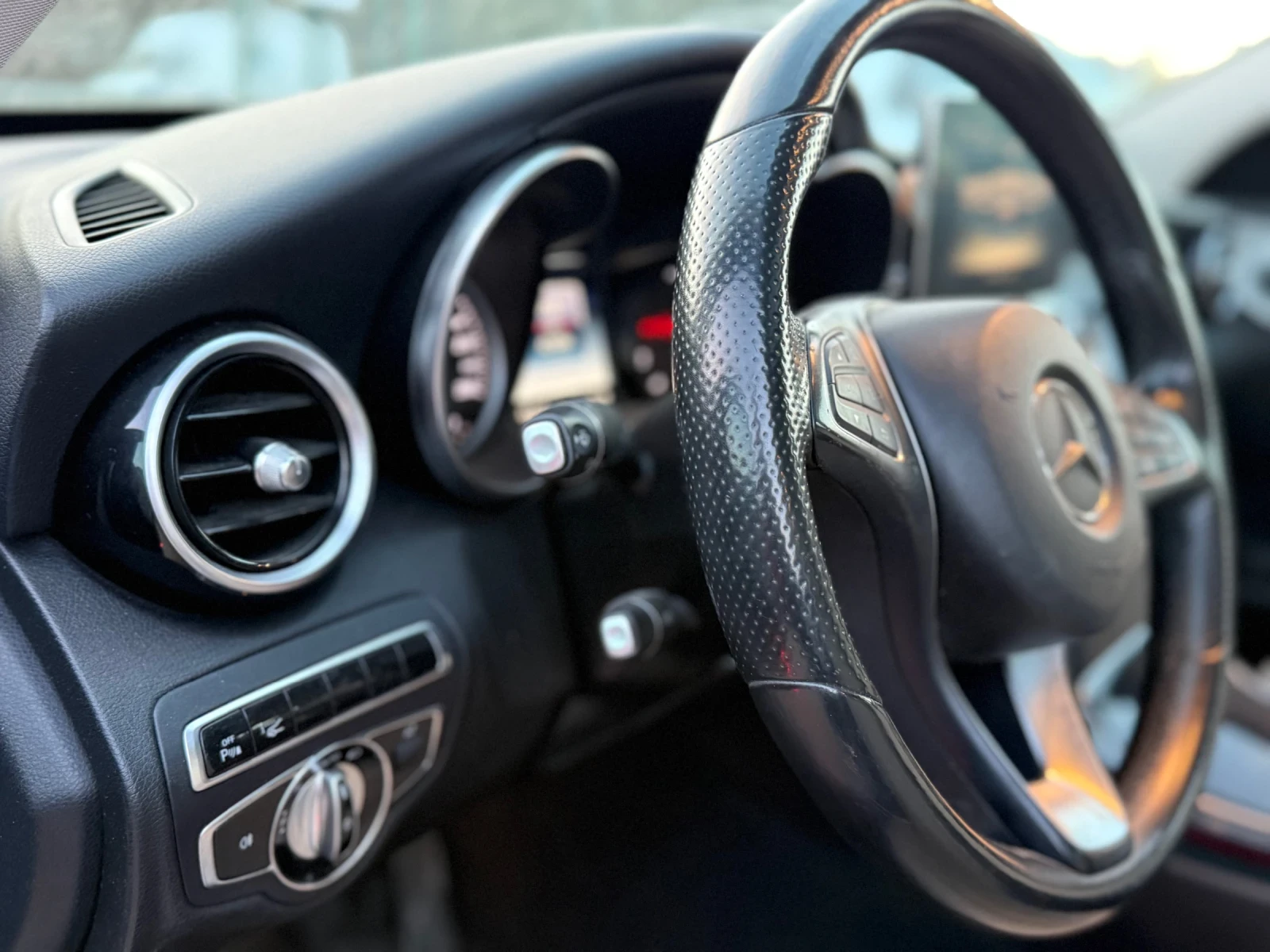 Mercedes-Benz C 220 2.2CDI, снимка 13 - Автомобили и джипове - 53829508