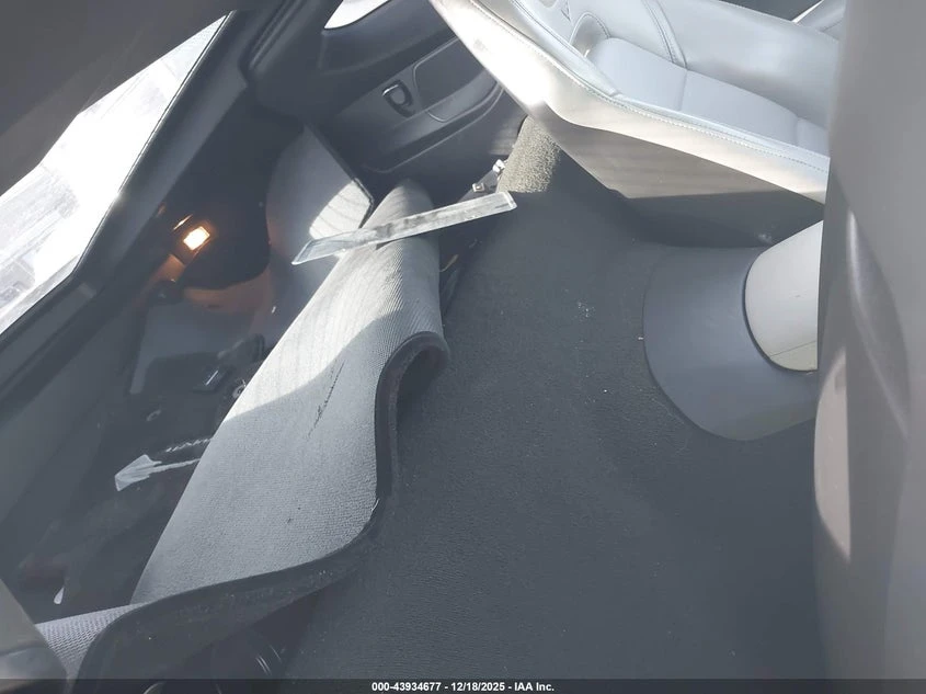 Chevrolet Corvette 6.2l Stingray, снимка 8 - Автомобили и джипове - 53919373