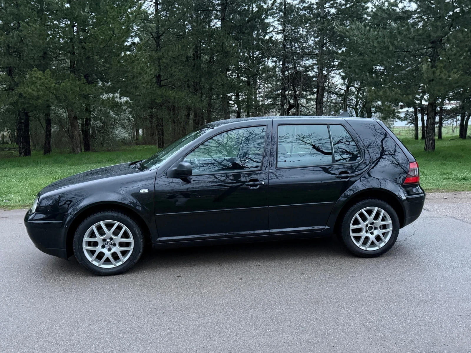 VW Golf 1.9TDI 131кс 6ск, снимка 2 - Автомобили и джипове - 54087622