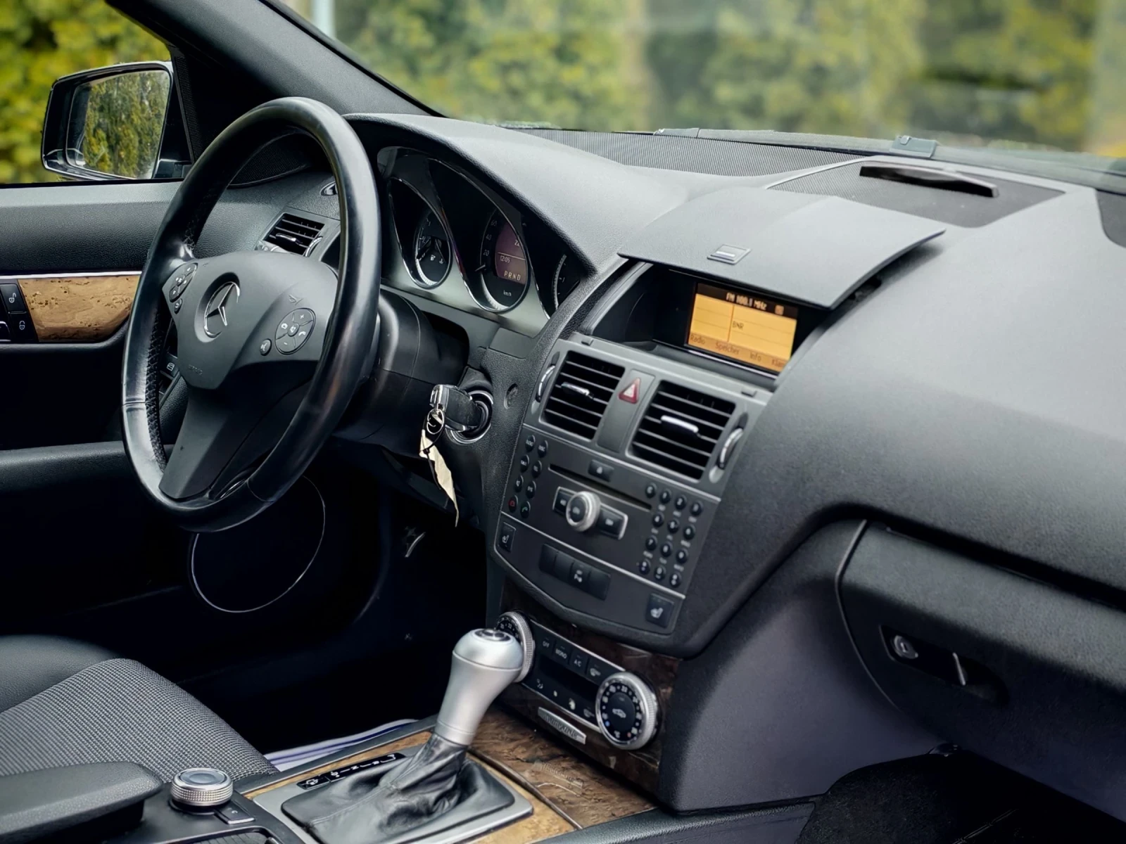 Mercedes-Benz C 220 2.2CDI(170)* АВТОМАТИК* AMG-LINE* НОВ ВНОС* , снимка 12 - Автомобили и джипове - 54180628