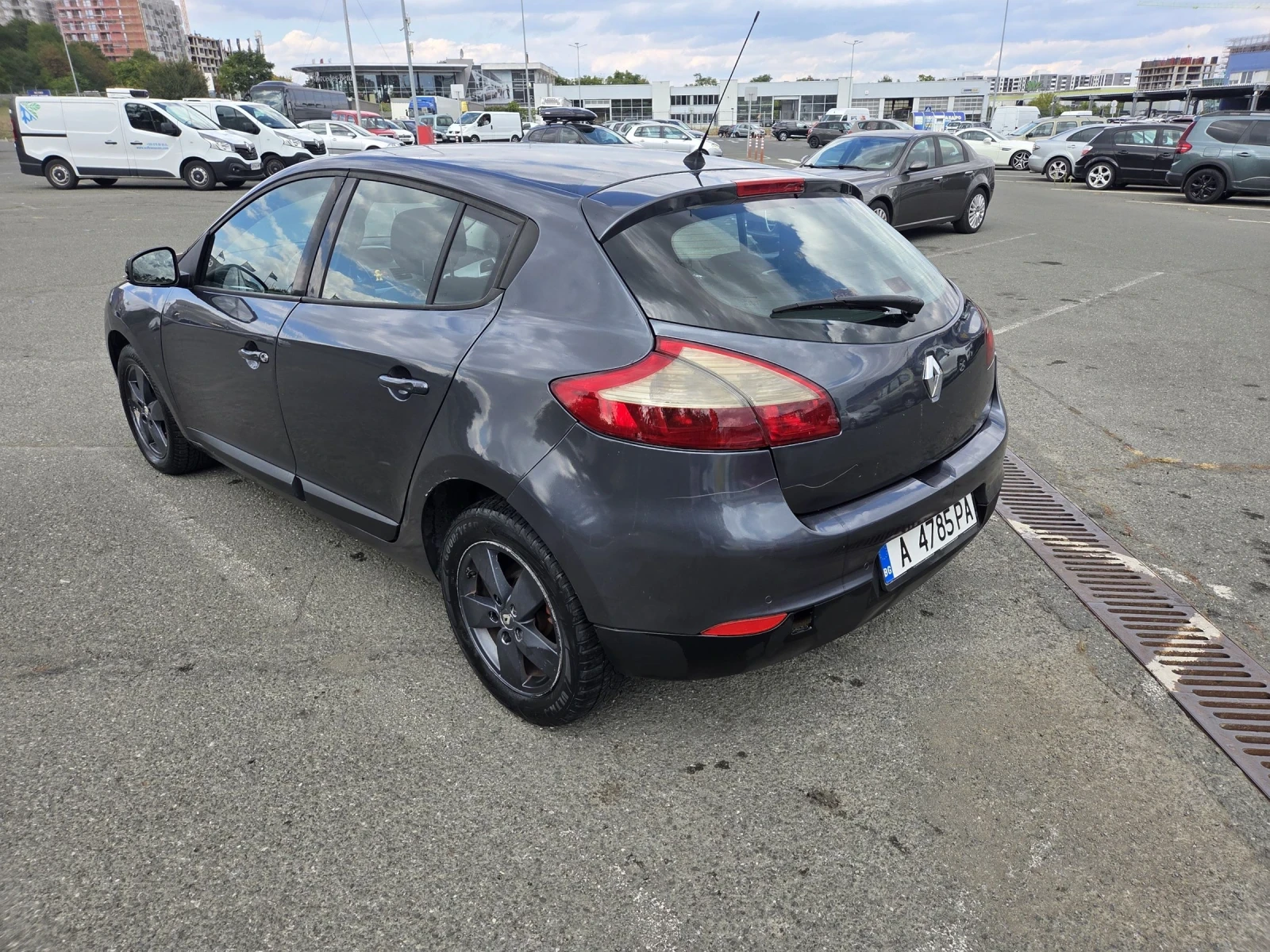 Renault Megane, снимка 4 - Автомобили и джипове - 54317400
