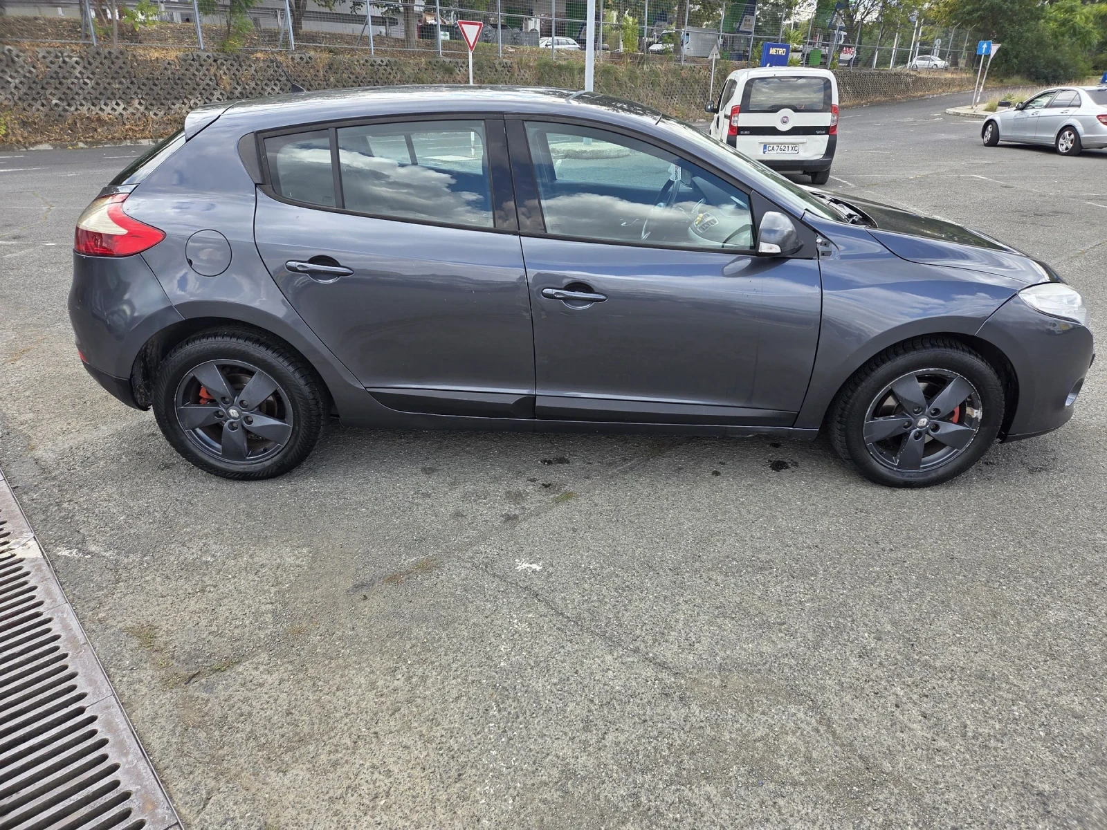 Renault Megane, снимка 8 - Автомобили и джипове - 54317400