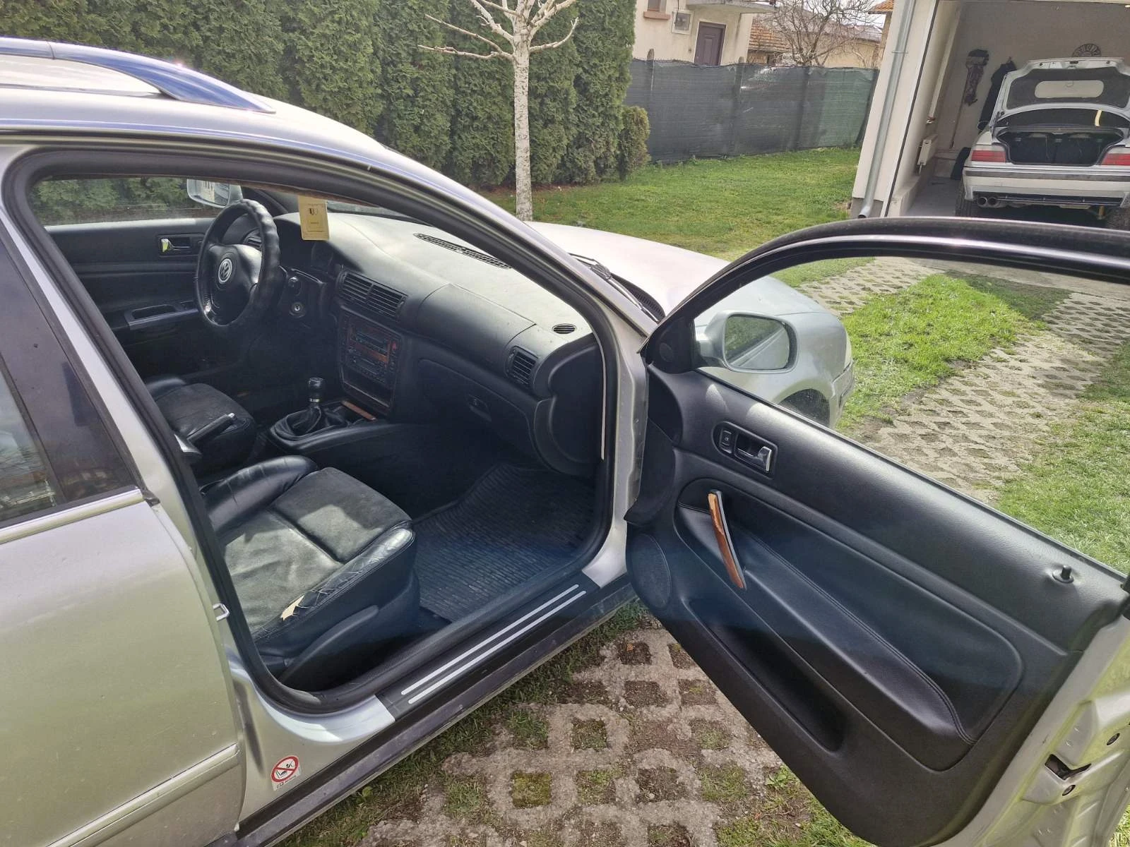 VW Passat 1.9, снимка 13 - Автомобили и джипове - 54436286