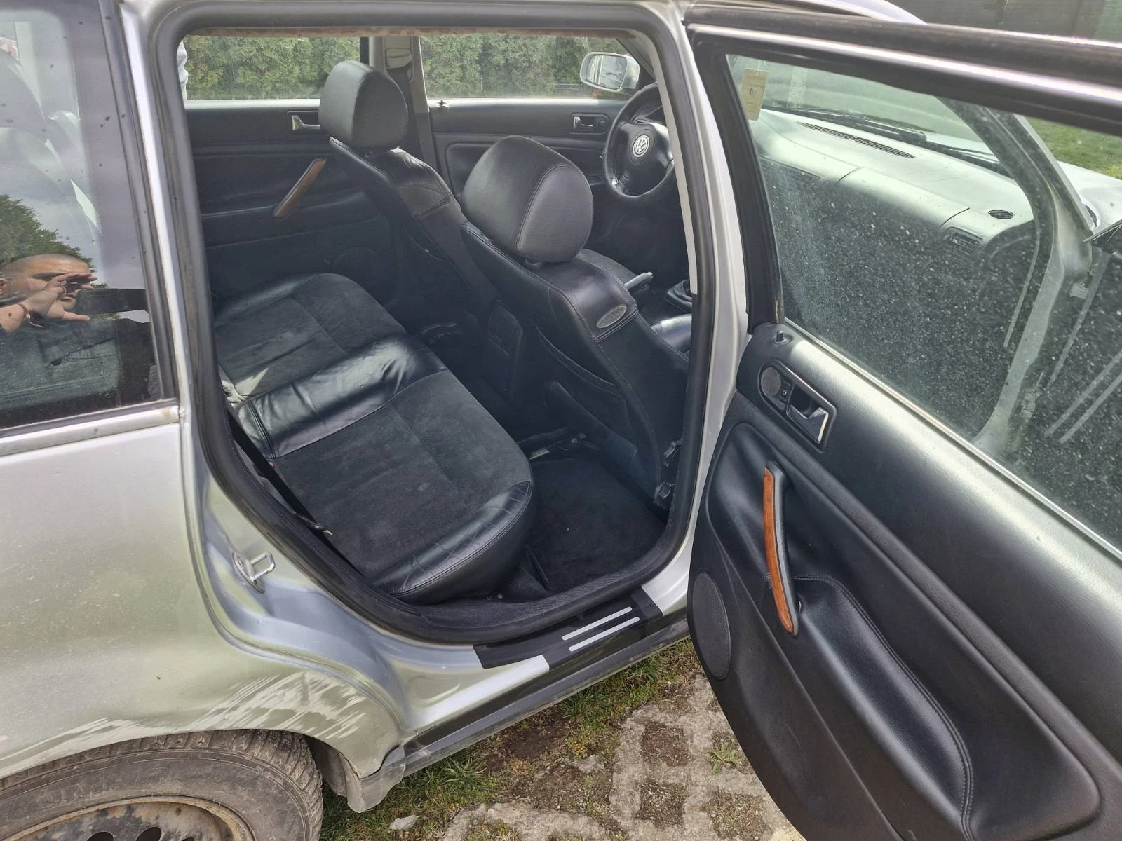 VW Passat 1.9, снимка 11 - Автомобили и джипове - 54436286