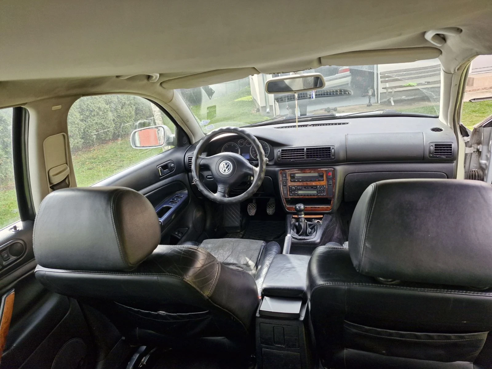 VW Passat 1.9, снимка 10 - Автомобили и джипове - 54436286
