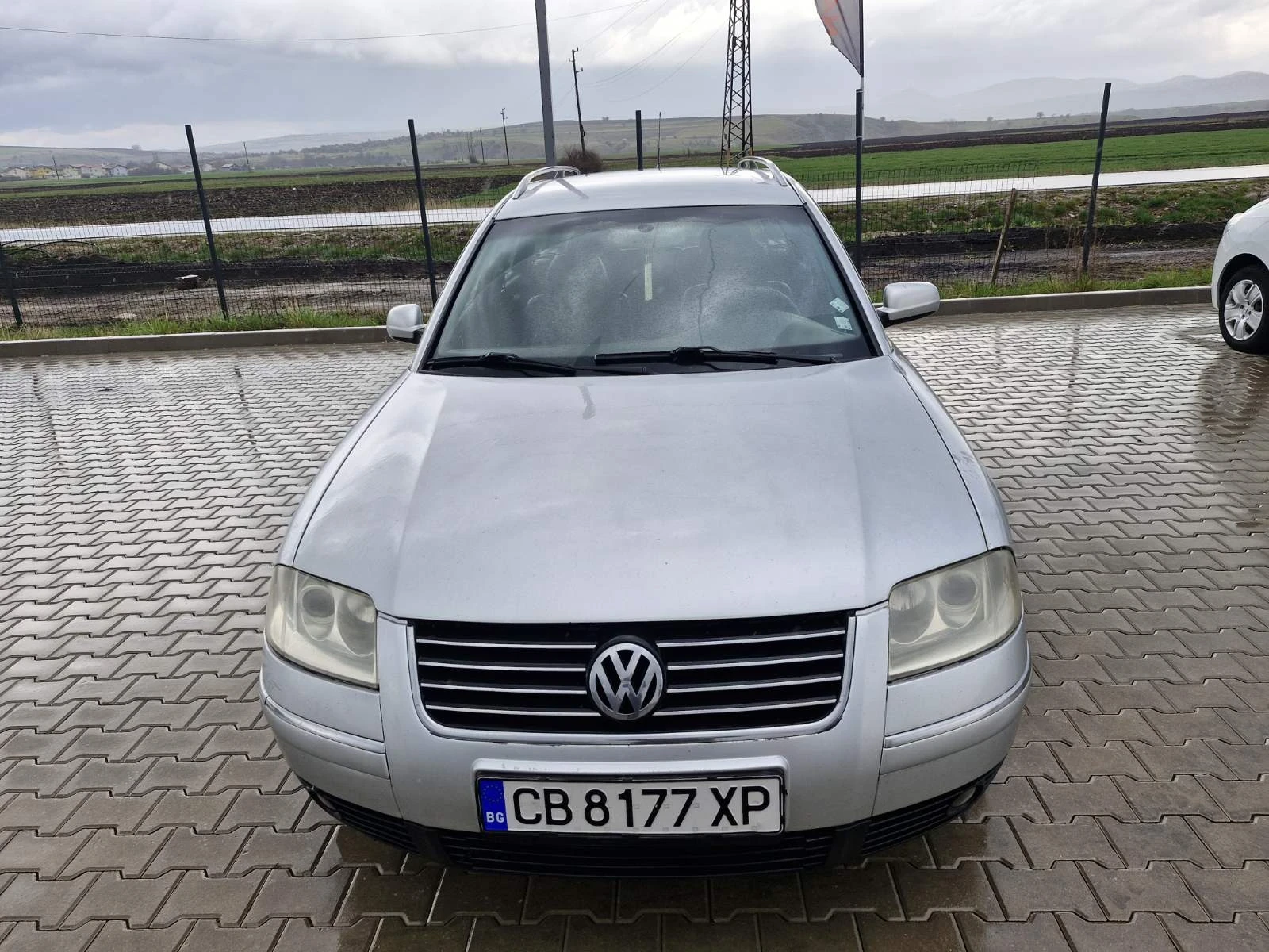 VW Passat 1.9, снимка 2 - Автомобили и джипове - 54436286