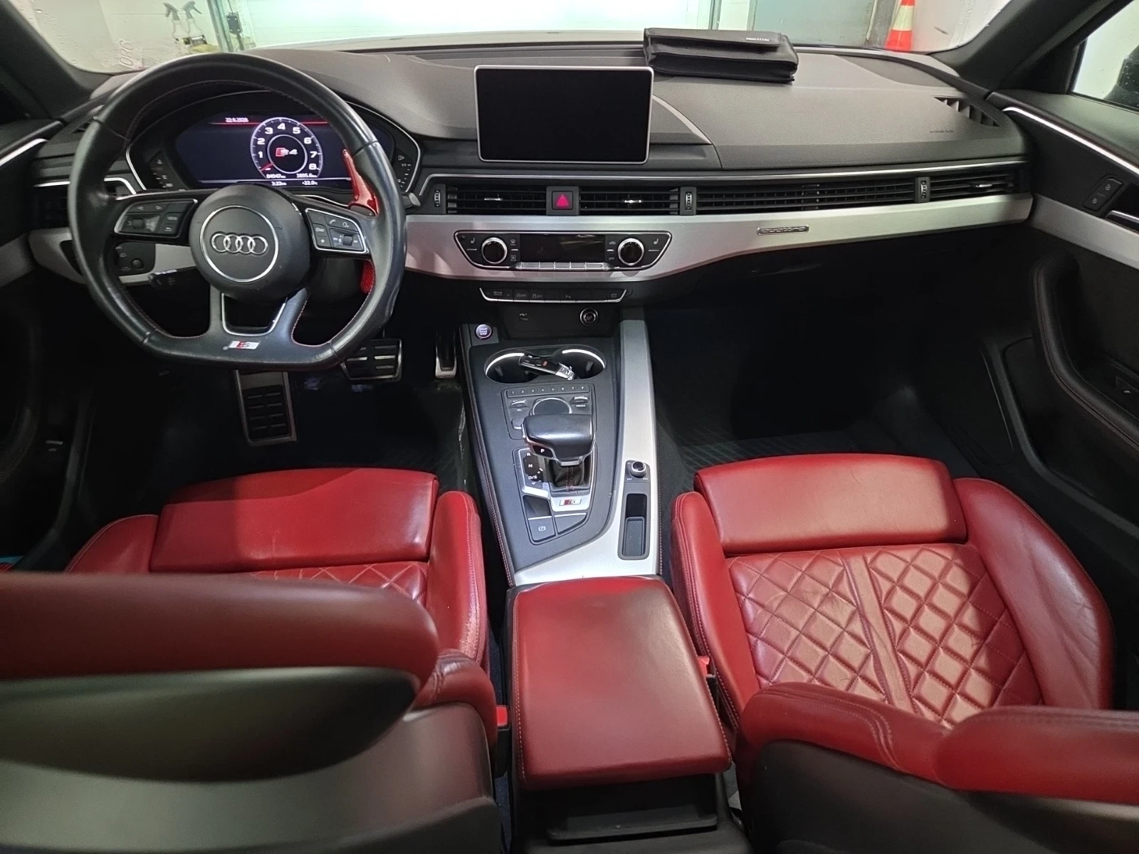 Audi S4 3.0Т * PROGRESSIV * ЧЕРВЕНА КОЖА * CARFAX * , снимка 8 - Автомобили и джипове - 55025858