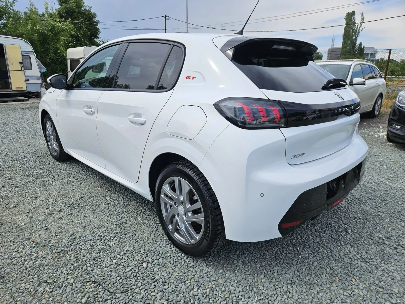Peugeot 208 EURO 6B, снимка 3 - Автомобили и джипове - 55121883