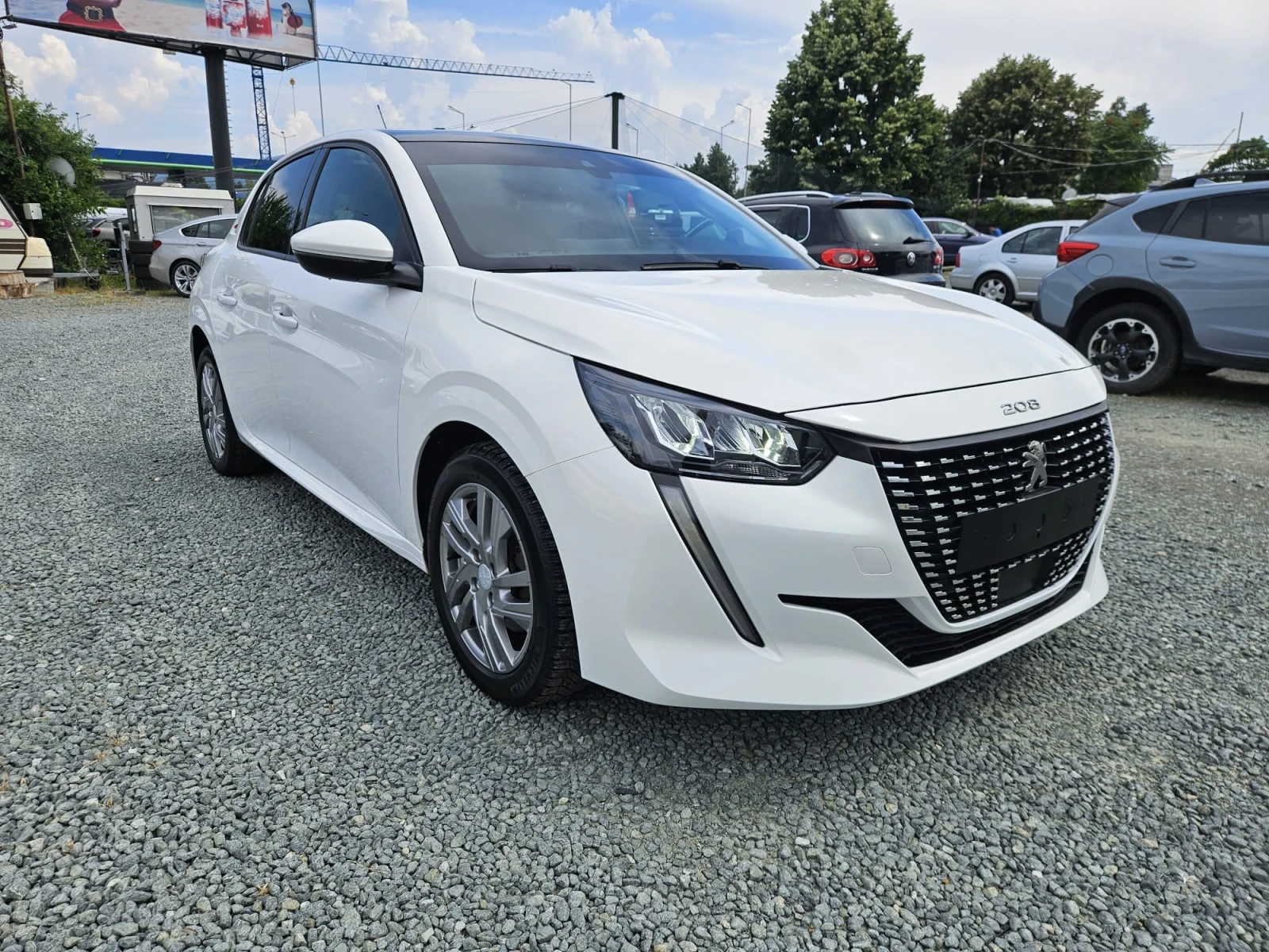 Peugeot 208 EURO 6B, снимка 2 - Автомобили и джипове - 55121883