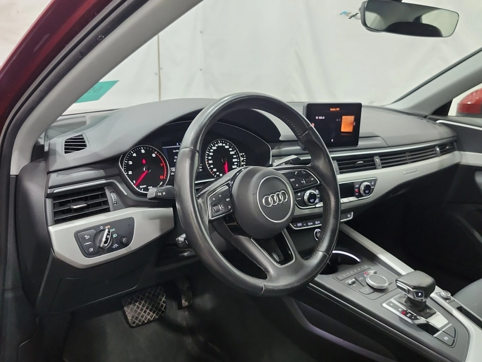 Audi A4 * KOMFORT * CARFAX * ОПЦИЯ ЗА ФИНАНСИРАНЕ * , снимка 10 - Автомобили и джипове - 55815321