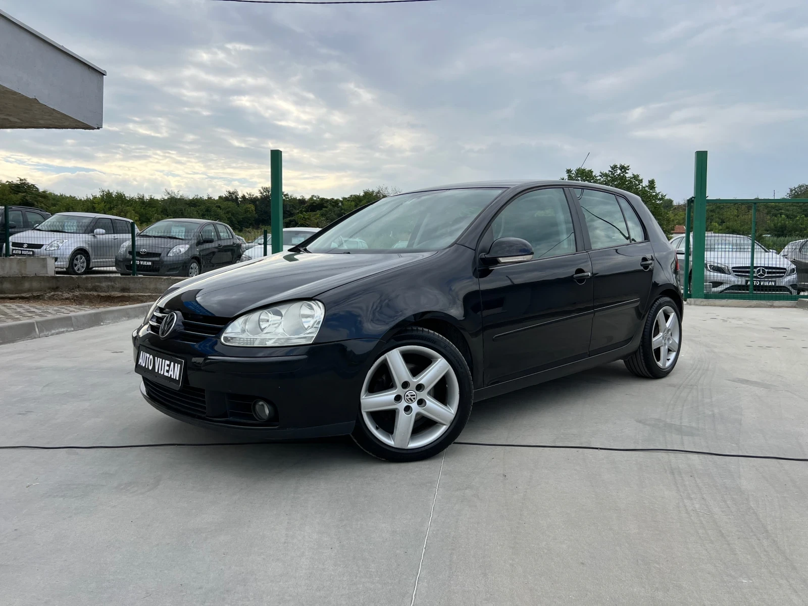 VW Golf 2.0-TDI-140к.с