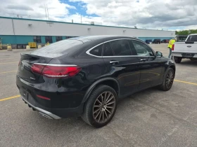 Mercedes-Benz GLC 300 КУПЕ/CARFAX/2 Ключа/360 Кам/ОТ ПРЕДСТАВИТЕЛСТВО, снимка 3