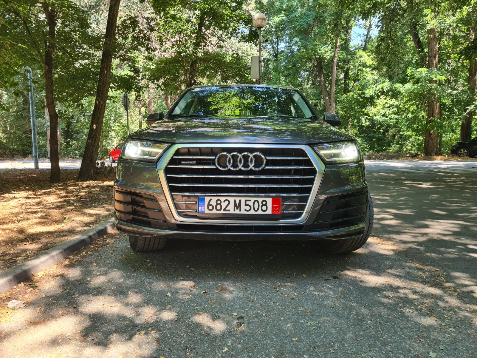 Audi Q7 3.0L TFSI V6 - изображение 2