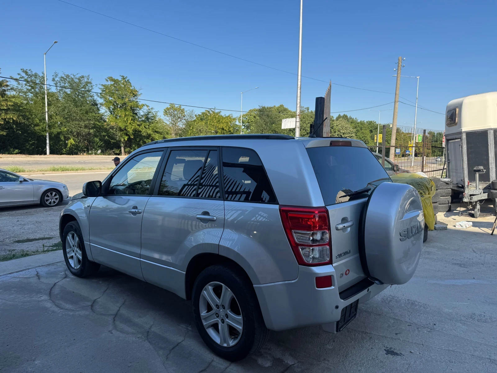 Suzuki Grand vitara 2.7 I Щвейцария ТОП СЪСТОЯНИЕ ВСИЧКИ ЕКСТРИ - изображение 9