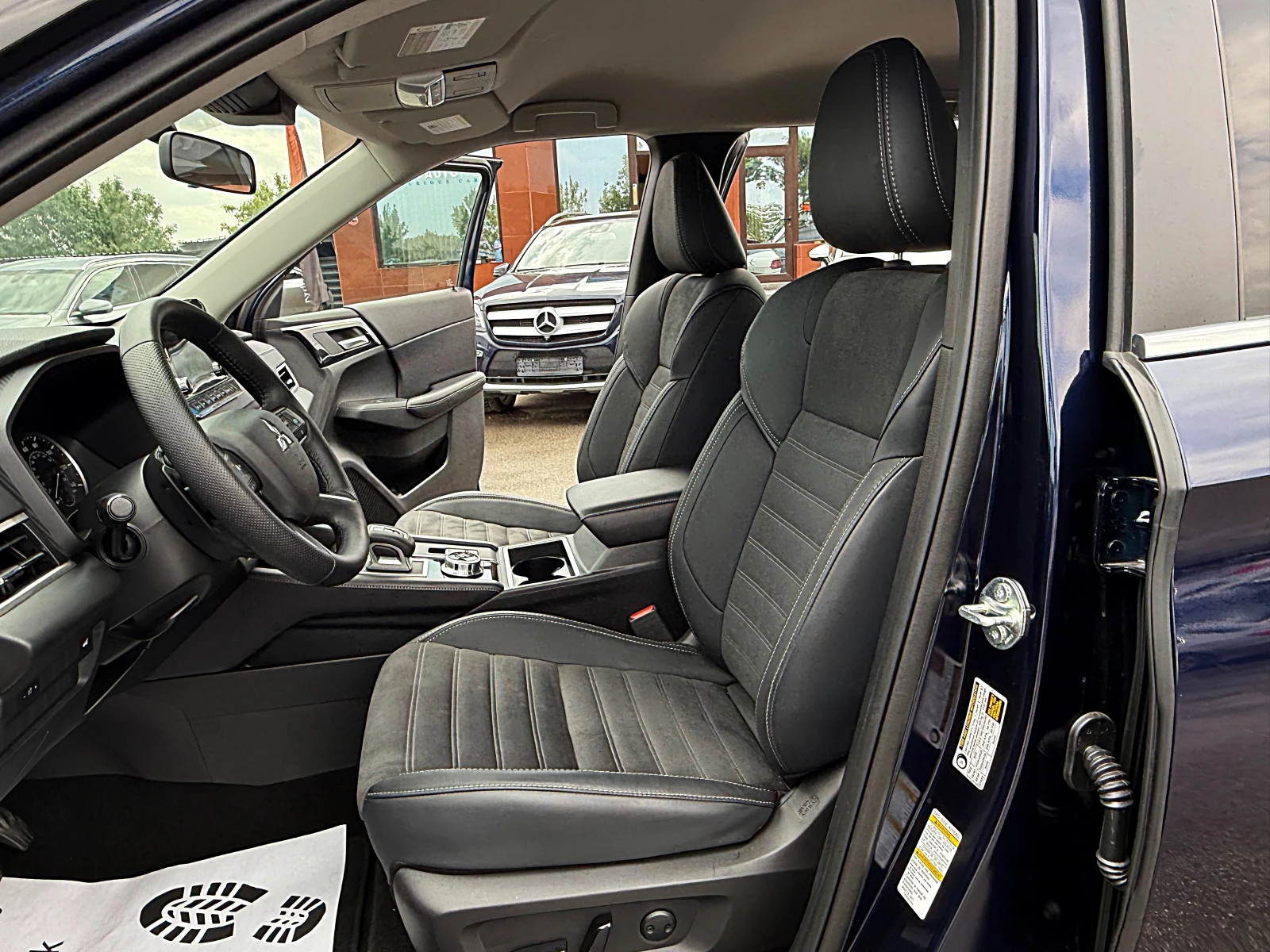 Mitsubishi Outlander 2024г-5250kм-DISTRONIK-360KAMERA-LED-BIXENON-7мест - изображение 7