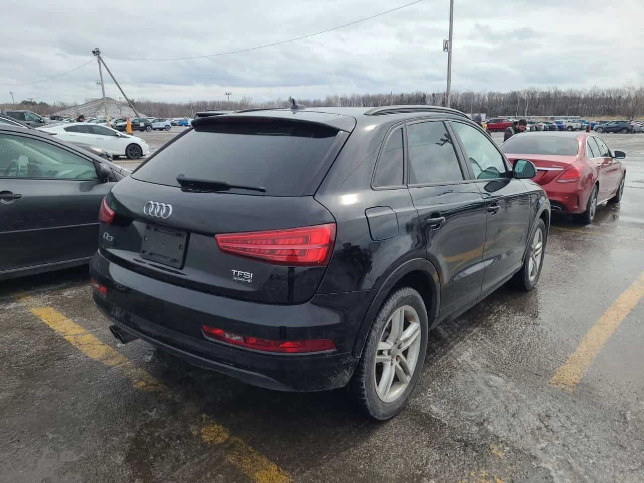 Audi Q3 * KOMFORT * * ПАНОРАМА* * ПОДГРЕВ* * AWD* , снимка 3 - Автомобили и джипове - 53848795