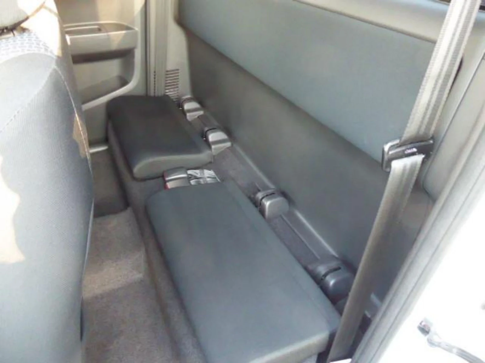 Isuzu D-max 2.5 D, снимка 5 - Автомобили и джипове - 54209302