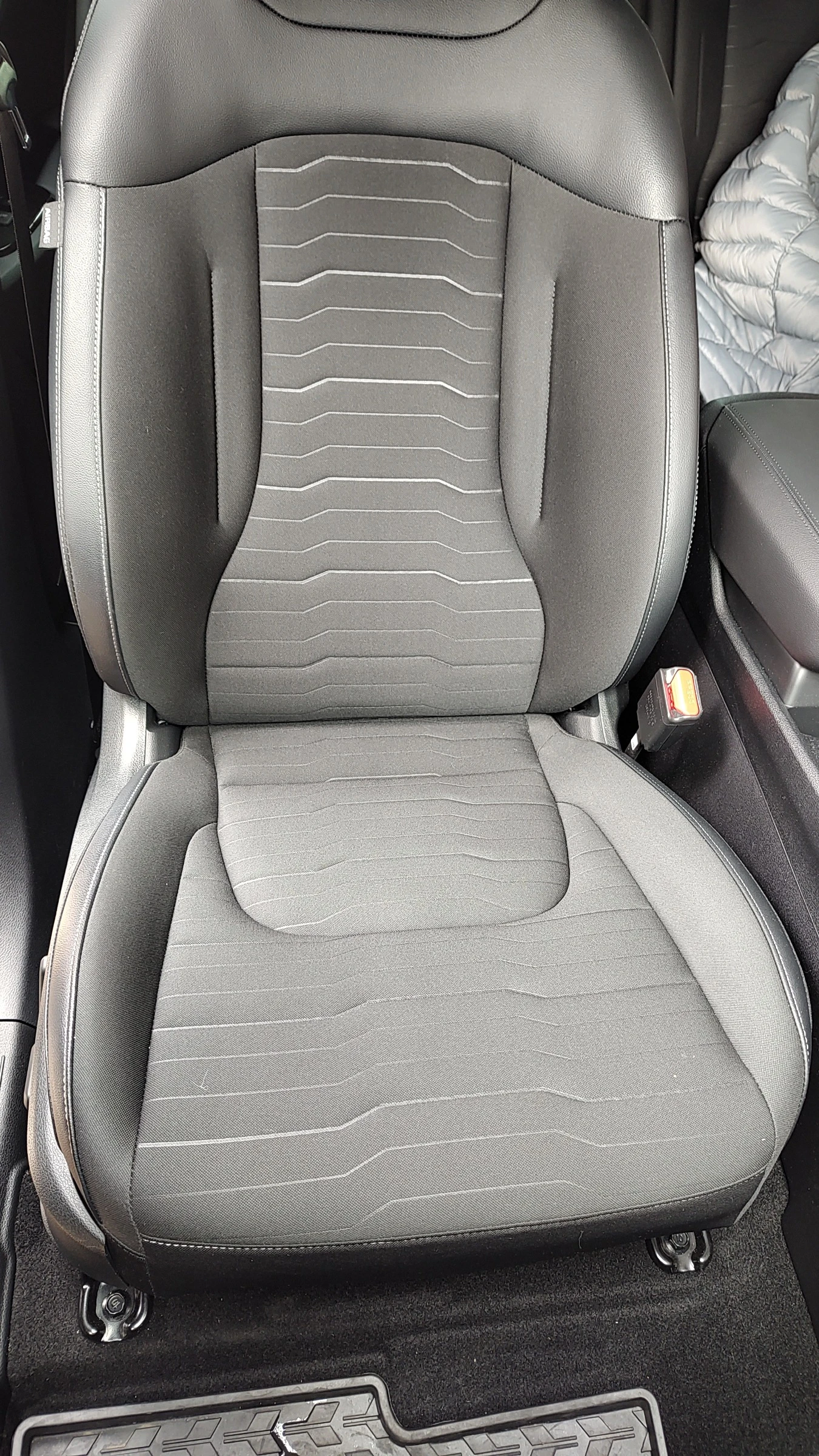 Kia Sportage 1, 6T MHEV 7 AT 2WD, снимка 14 - Автомобили и джипове - 54211017