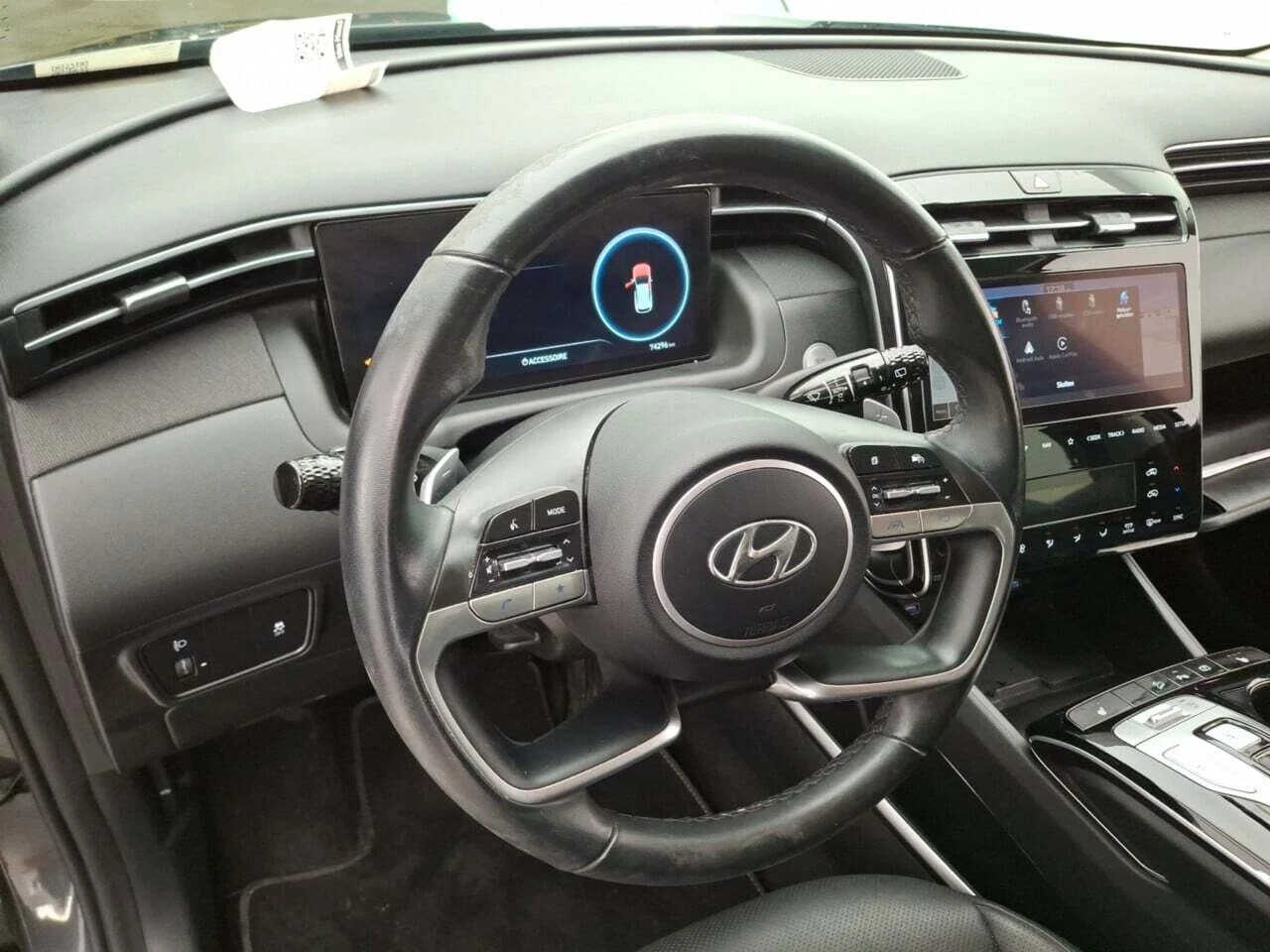 Hyundai Tucson 1.6 T-GDI, снимка 4 - Автомобили и джипове - 54215376