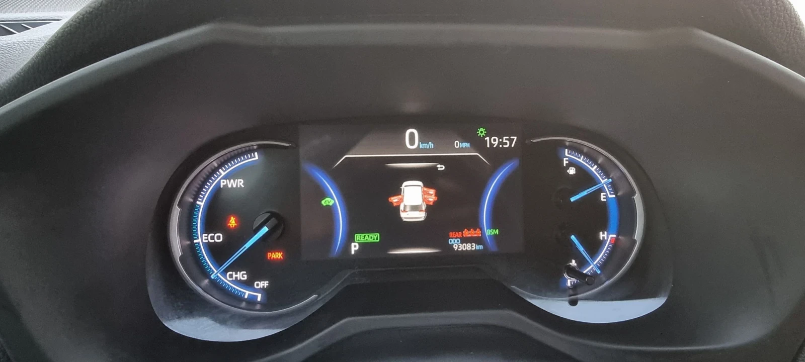 Toyota Rav4 2.5 HIBRID  XLE, снимка 11 - Автомобили и джипове - 54335502