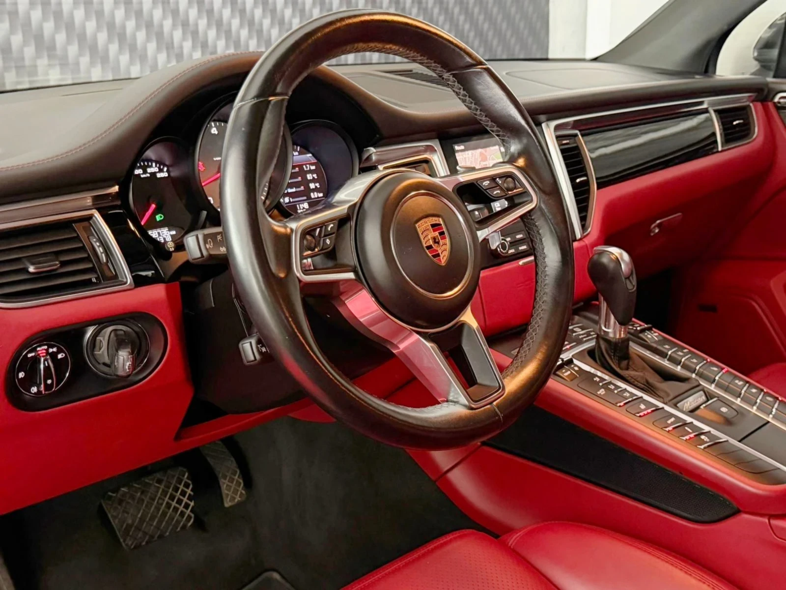 Porsche Macan Porsche Macan S 3.6 * GTS Pack* BOSE* RED INTERIOR | Mobile.bg � ����������� 9
