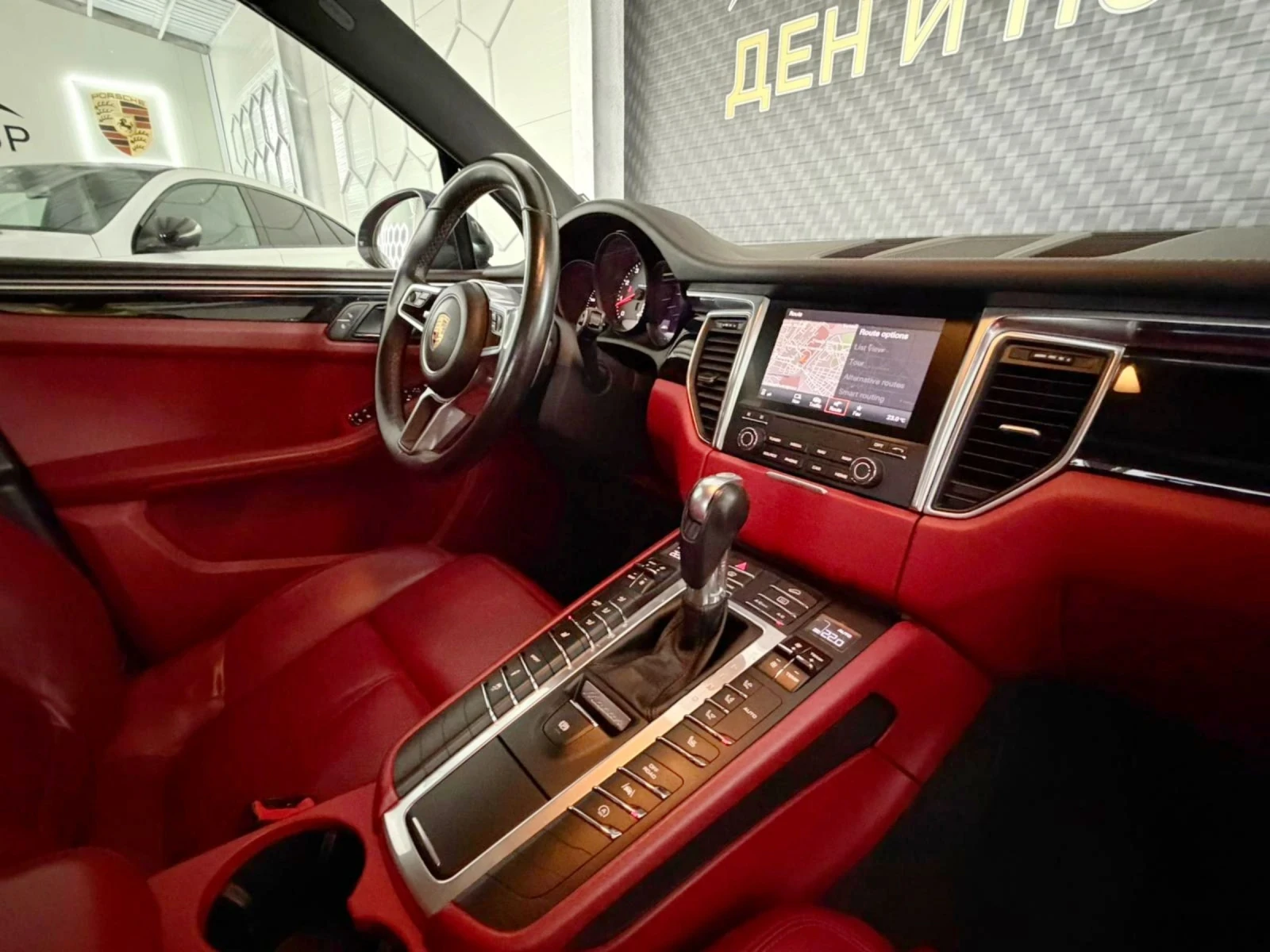 Porsche Macan Porsche Macan S 3.6 * GTS Pack* BOSE* RED INTERIOR | Mobile.bg � ����������� 10