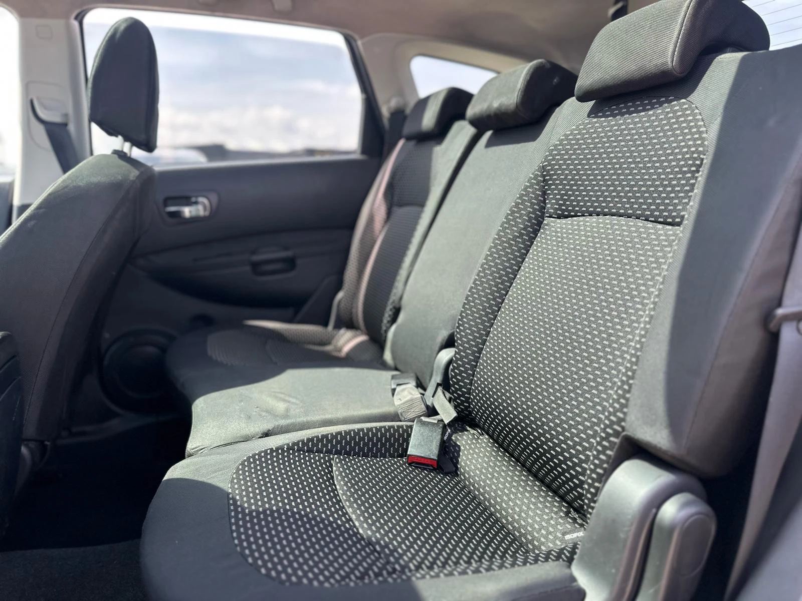 Nissan Qashqai / 1.5 D / PANO / , снимка 11 - Автомобили и джипове - 54550584