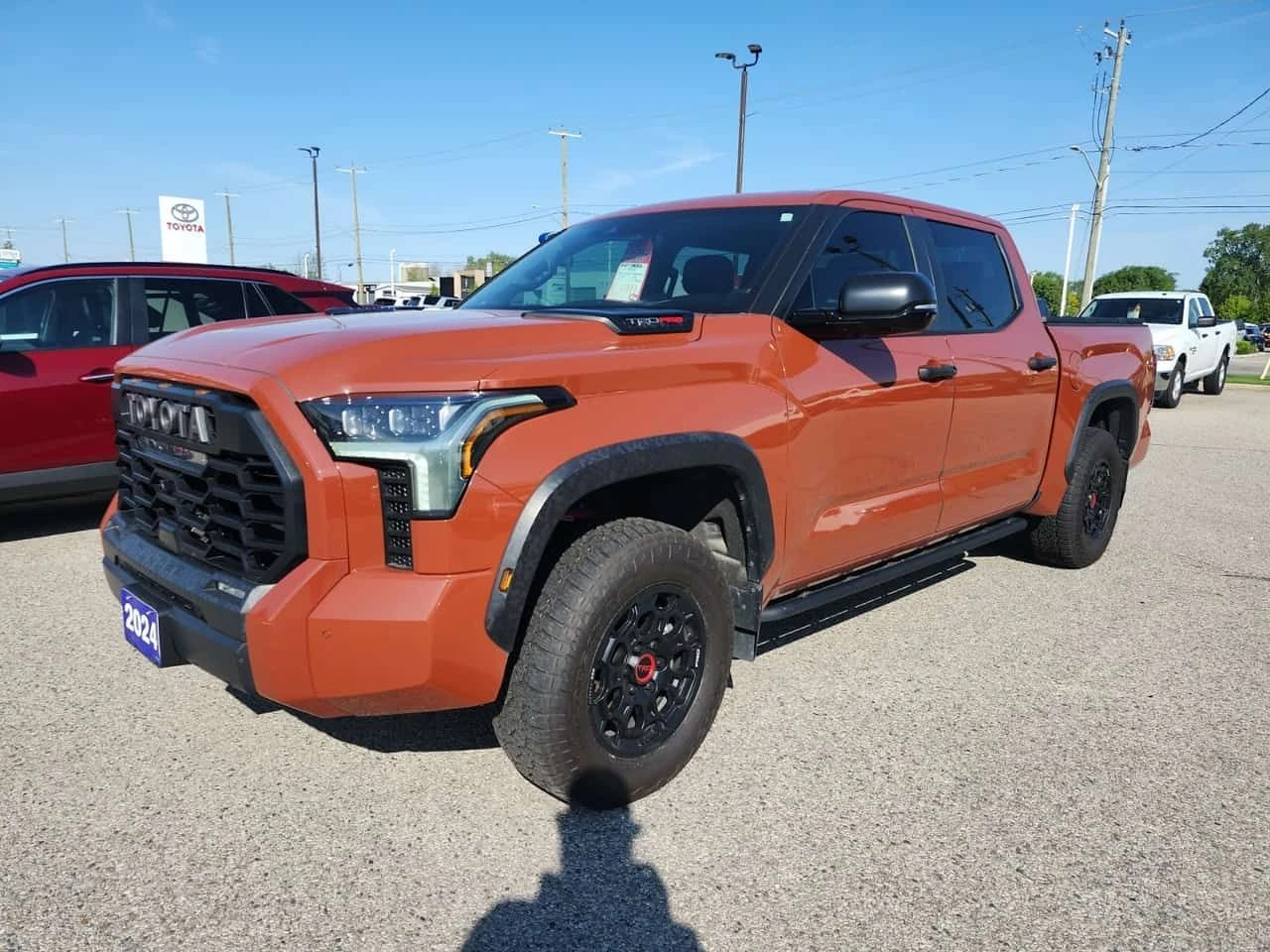 Toyota Tundra TRD PRO HYBRID CREW CAB SHORT BED  CARFAX, снимка 17 - Автомобили и джипове - 54783014