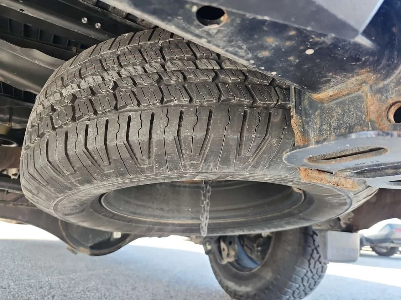 Toyota Tundra TRD PRO HYBRID CREW CAB SHORT BED  CARFAX, снимка 15 - Автомобили и джипове - 54783014