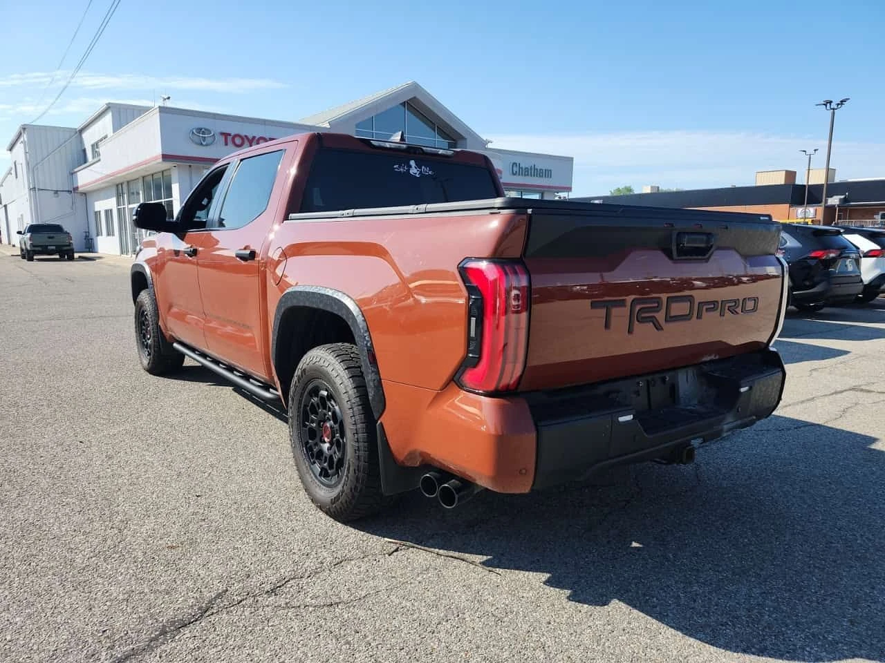 Toyota Tundra TRD PRO HYBRID CREW CAB SHORT BED  CARFAX, снимка 4 - Автомобили и джипове - 54783014