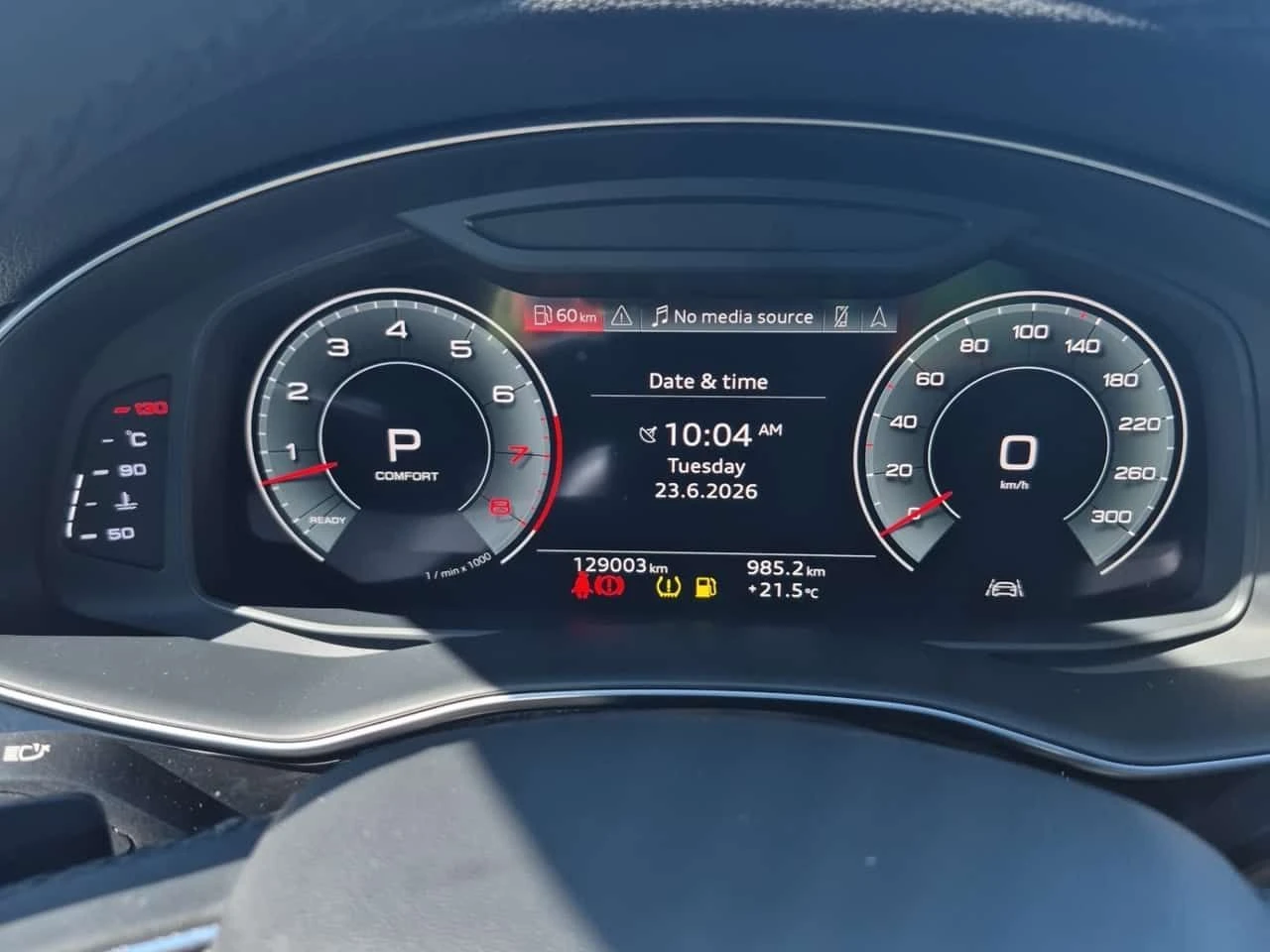 Audi Q7 * KOMFORT * ПАНОРАМА* 7 МЕСТА* , снимка 8 - Автомобили и джипове - 55022766