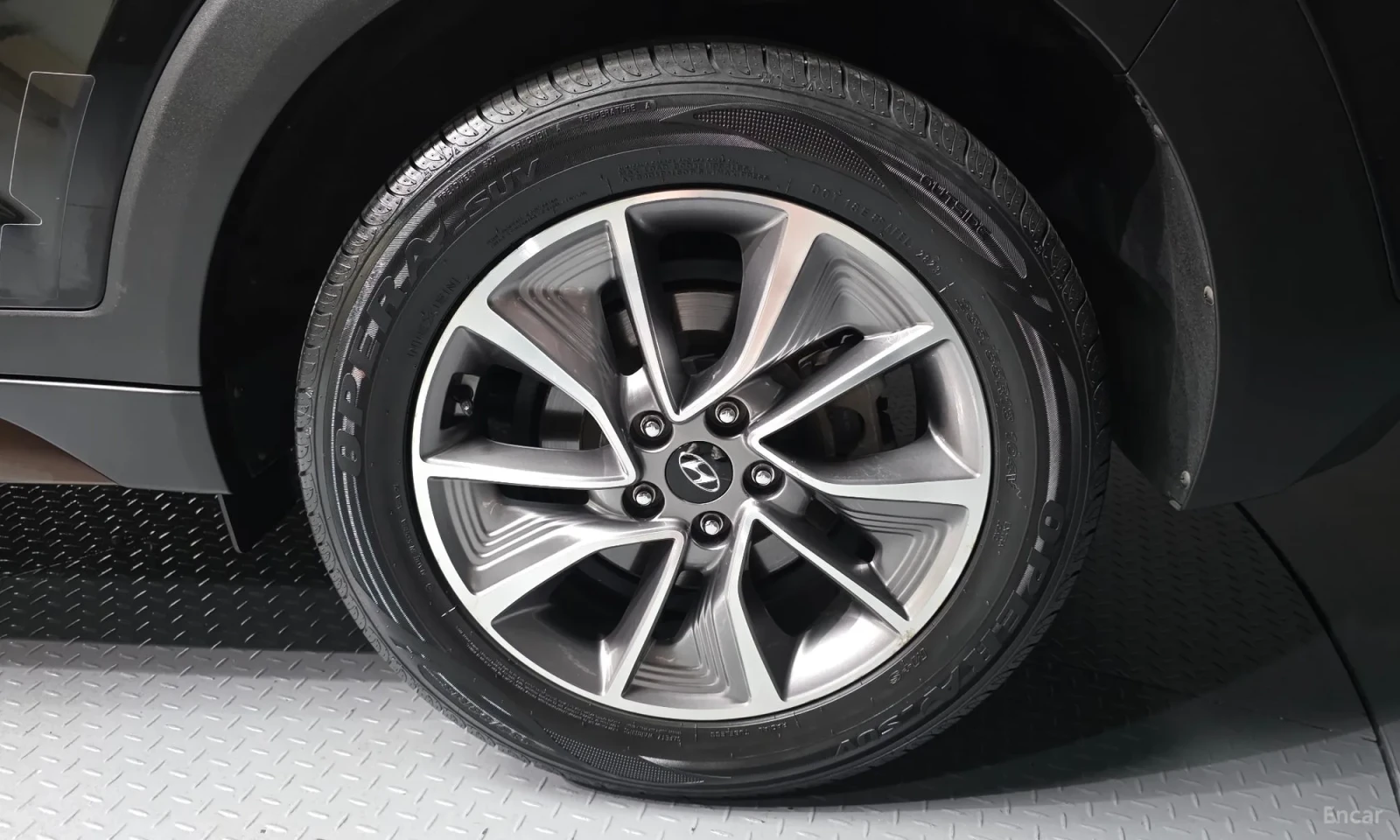 Hyundai Tucson, снимка 5 - Автомобили и джипове - 55193412