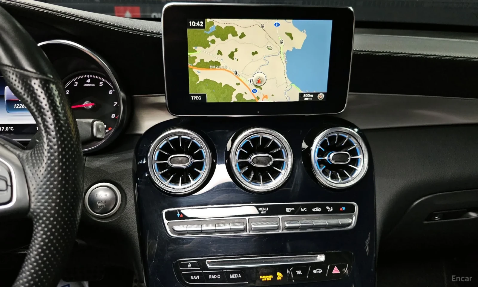 Mercedes-Benz GLC 300 AMG-LINE* 4MATIC* TOP CENA* UNIKAT* , снимка 16 - Автомобили и джипове - 55260104
