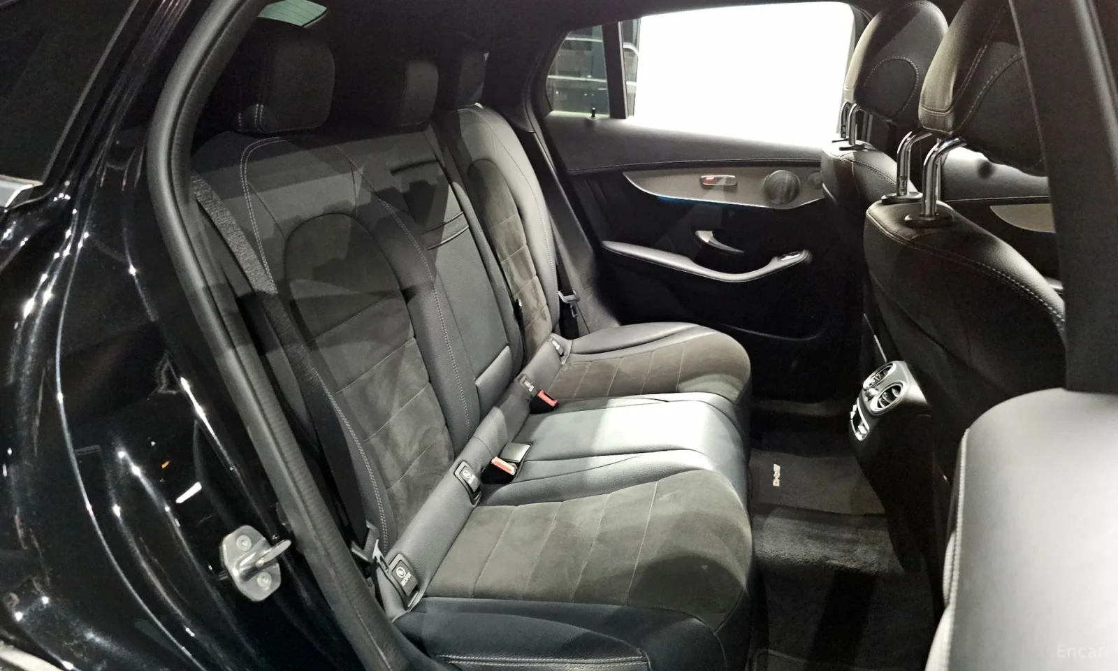 Mercedes-Benz GLC 300 AMG-LINE* 4MATIC* TOP CENA* UNIKAT* , снимка 11 - Автомобили и джипове - 55260104