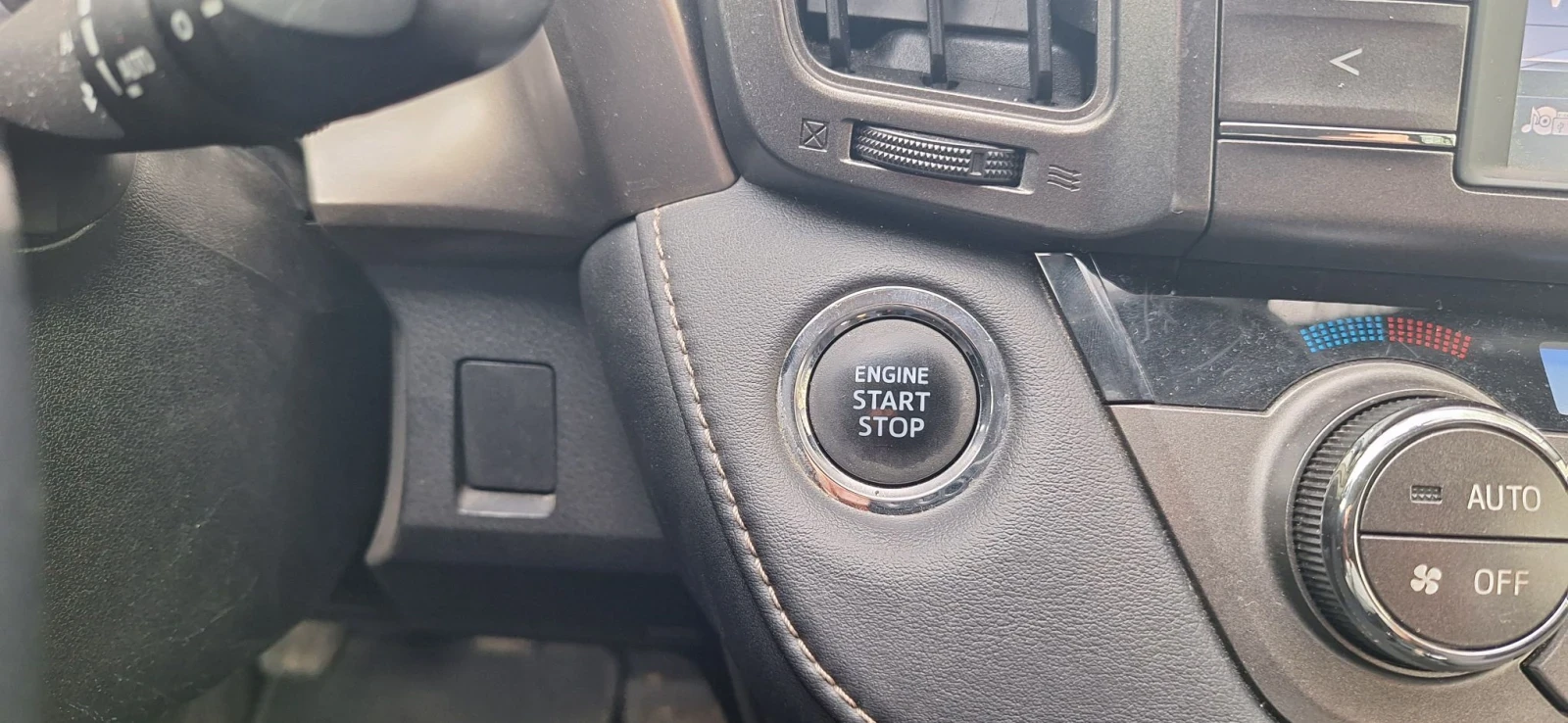 Toyota Rav4, снимка 8 - Автомобили и джипове - 55933259