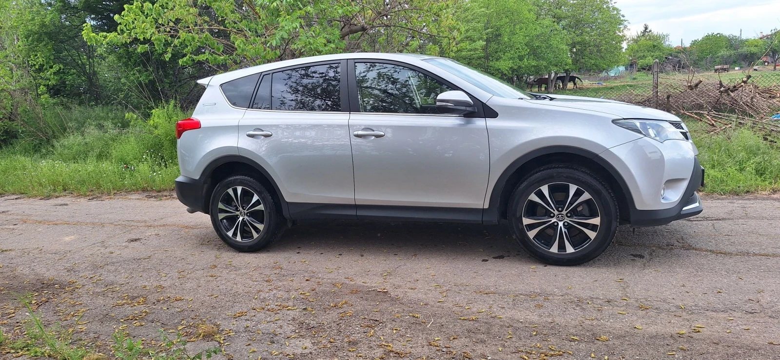Toyota Rav4, снимка 4 - Автомобили и джипове - 55933259