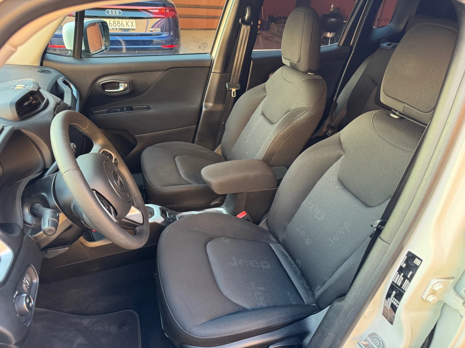 Jeep Renegade LONGITUDE, снимка 8 - Автомобили и джипове - 56068656