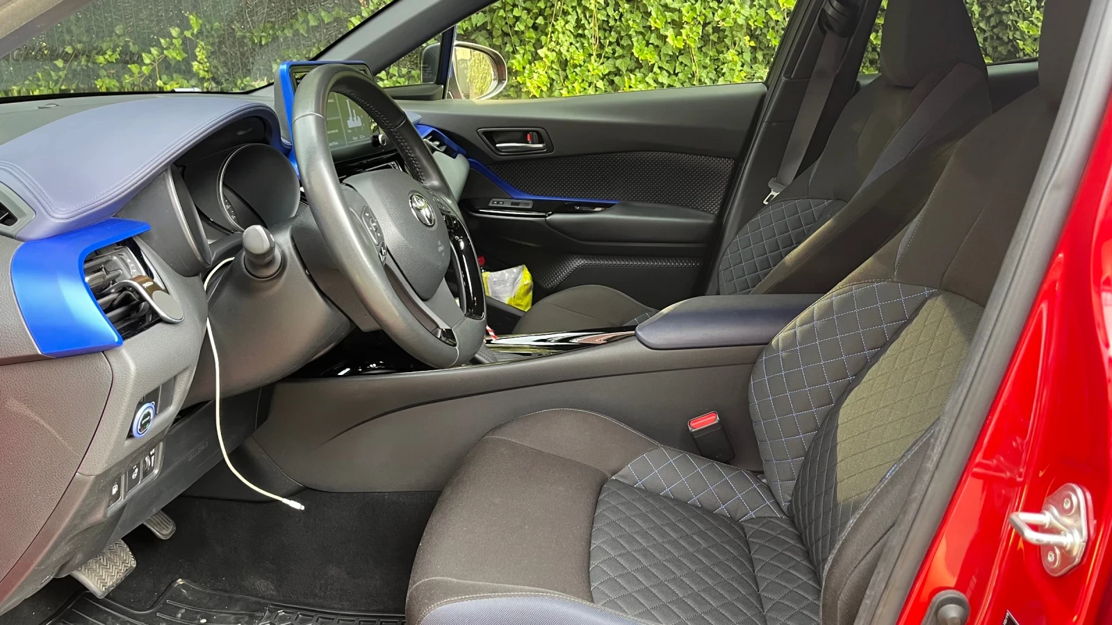 Toyota C-HR 2.0/144 кс ГАЗ, снимка 6 - Автомобили и джипове - 56136046