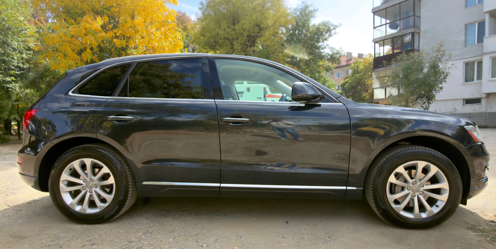 Audi Q5, снимка 2 - Автомобили и джипове - 56431703