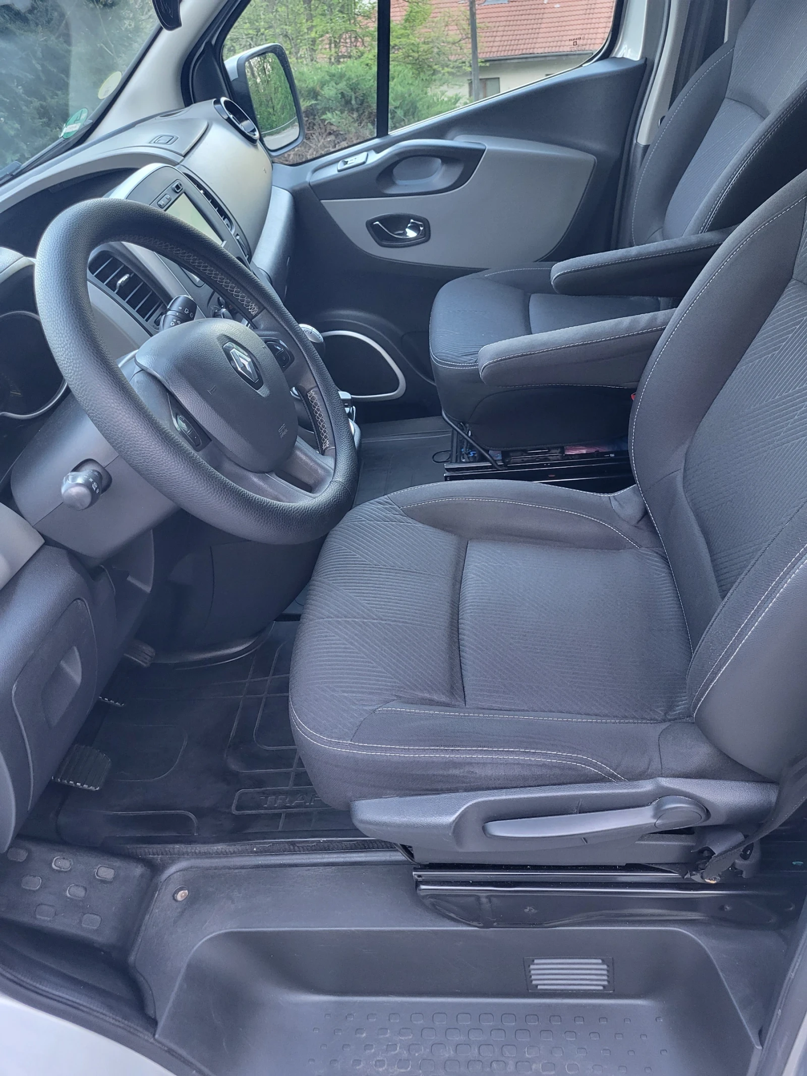 Renault Trafic 1.6DCI-120кс - изображение 7