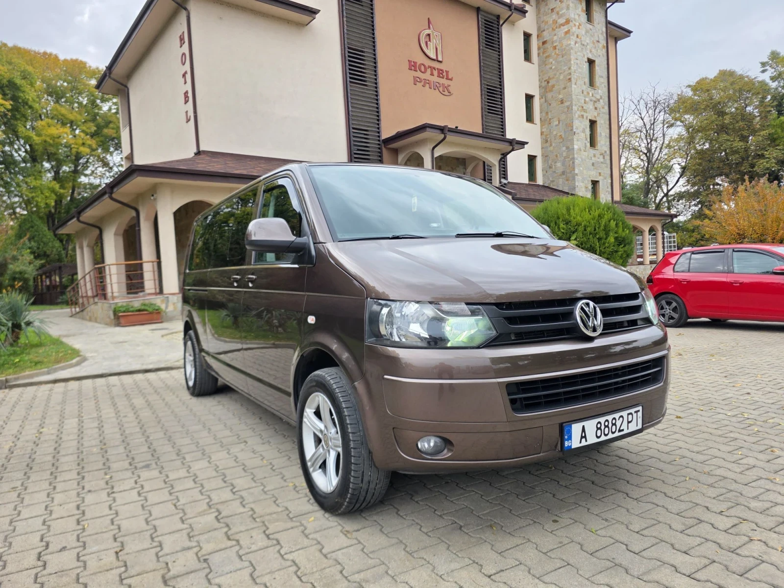 VW Multivan 2.0TDI.140KC.6CK.LONG.ДЪЛГА.БАЗА, снимка 5 - Бусове и автобуси - 56659059